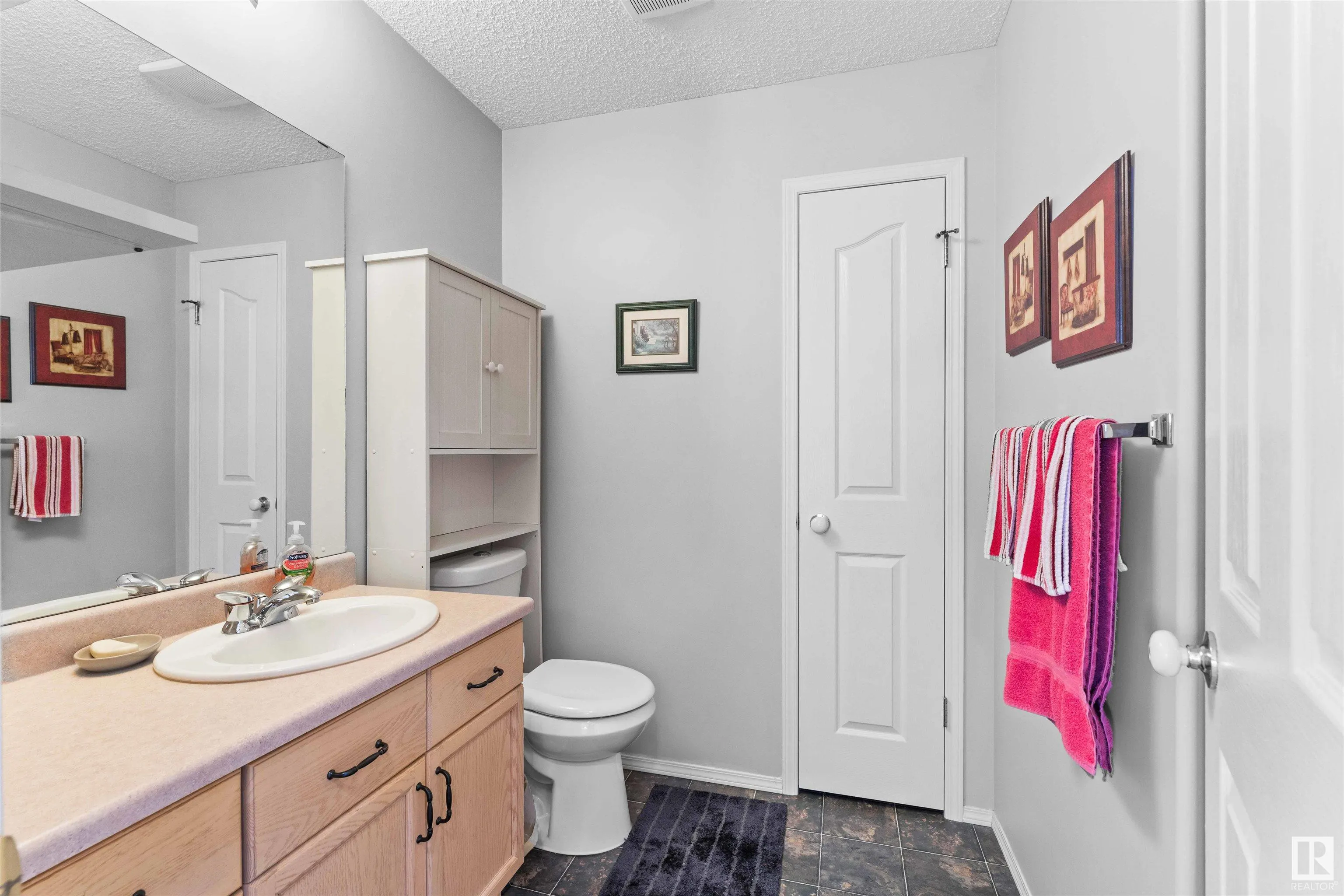 5 LAKEWOOD Cove