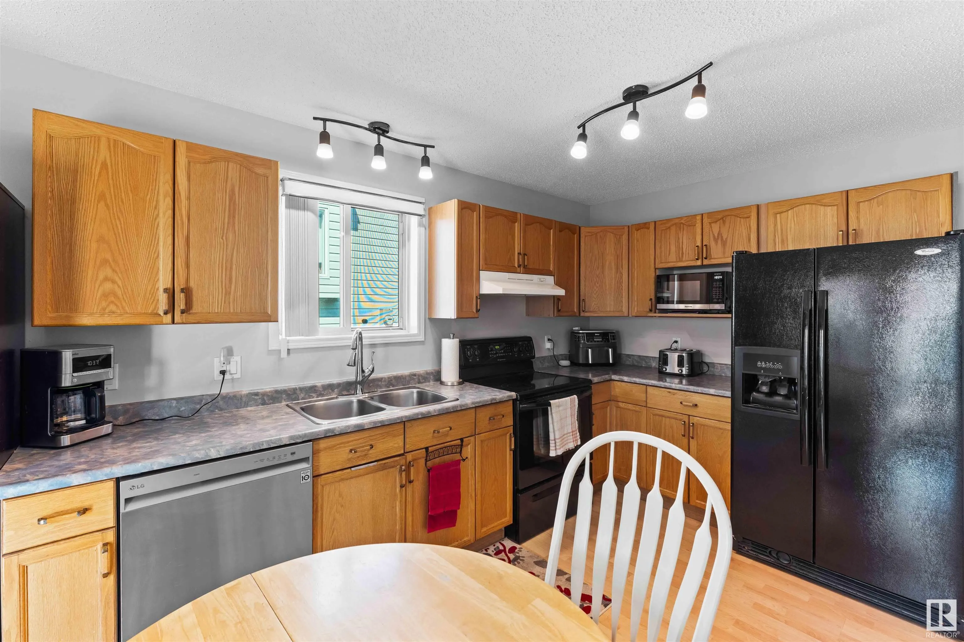 5 LAKEWOOD Cove