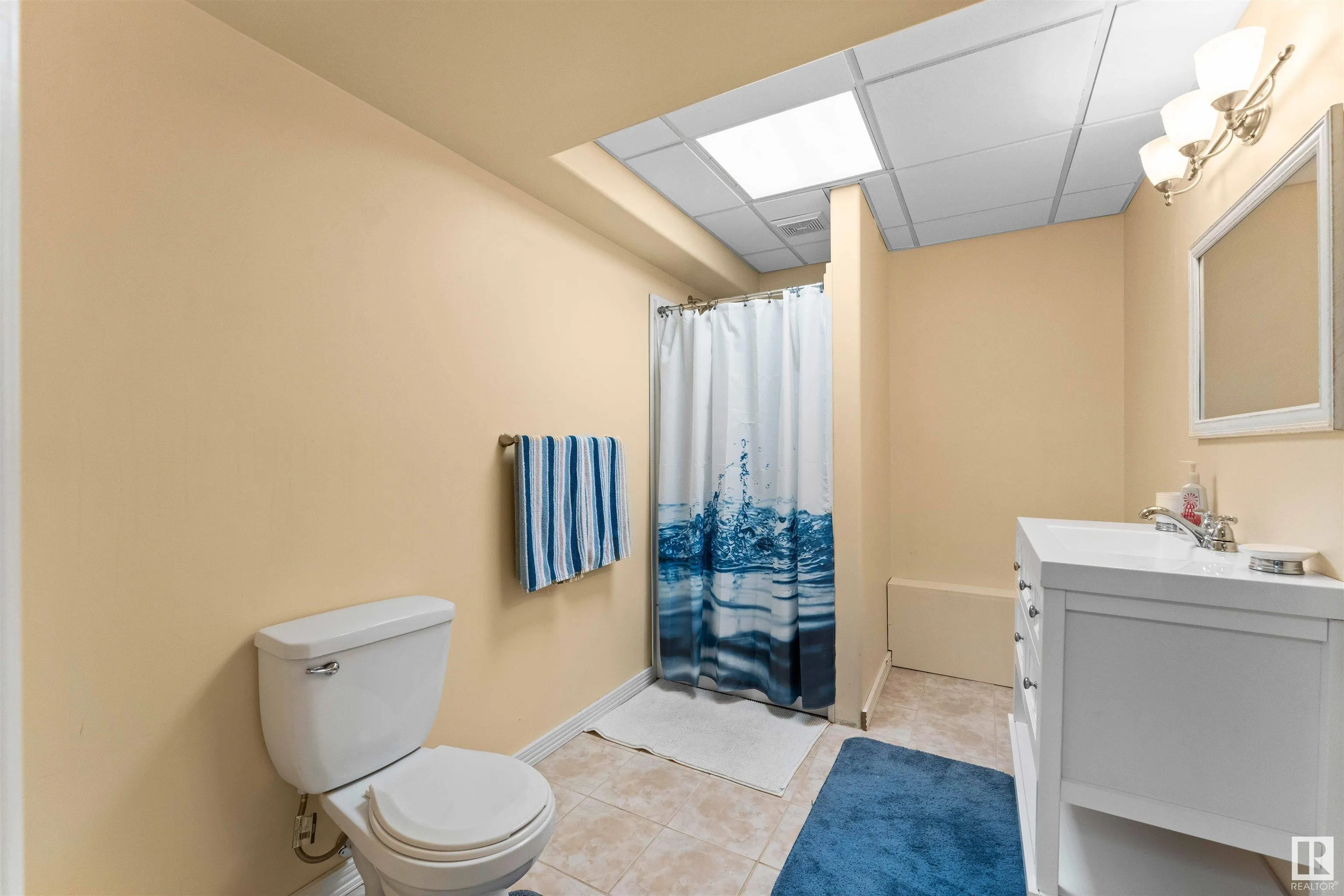 5 LAKEWOOD Cove