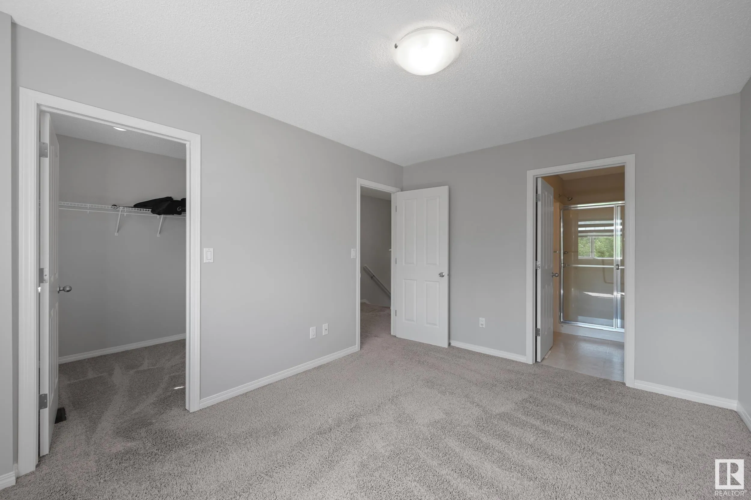 465 HEMINGWAY Road