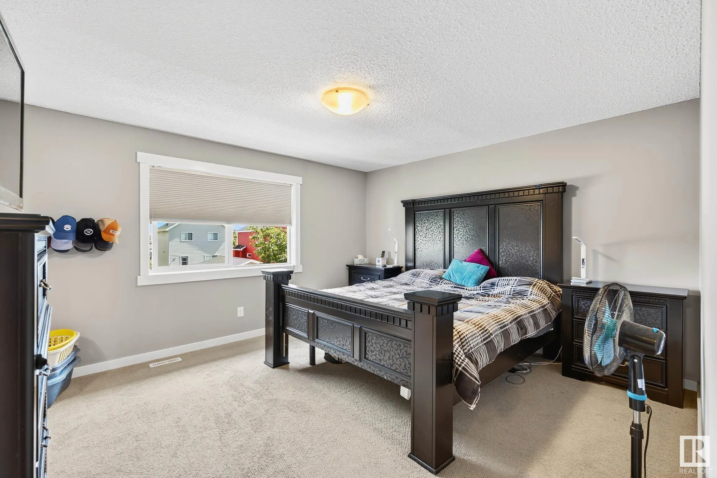 237 SHEPPARD Circle