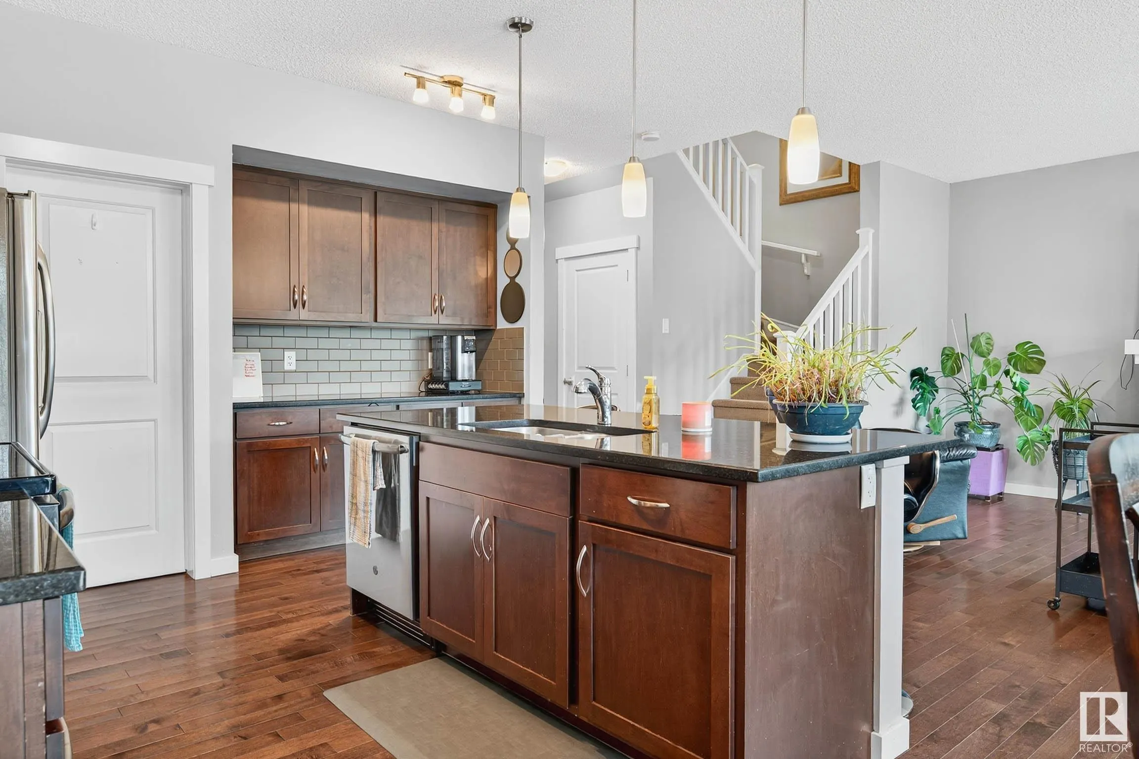 237 SHEPPARD Circle