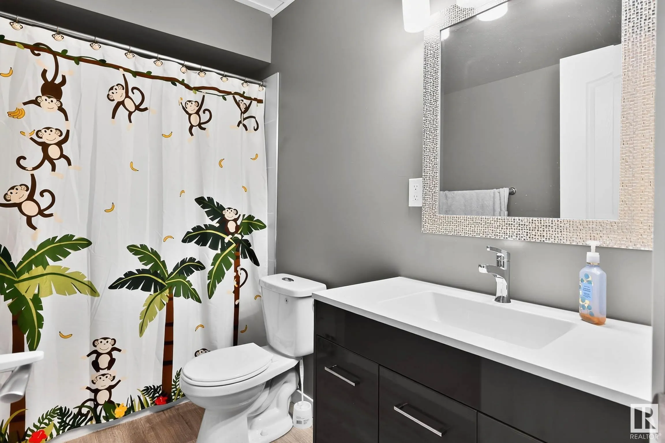 237 SHEPPARD Circle