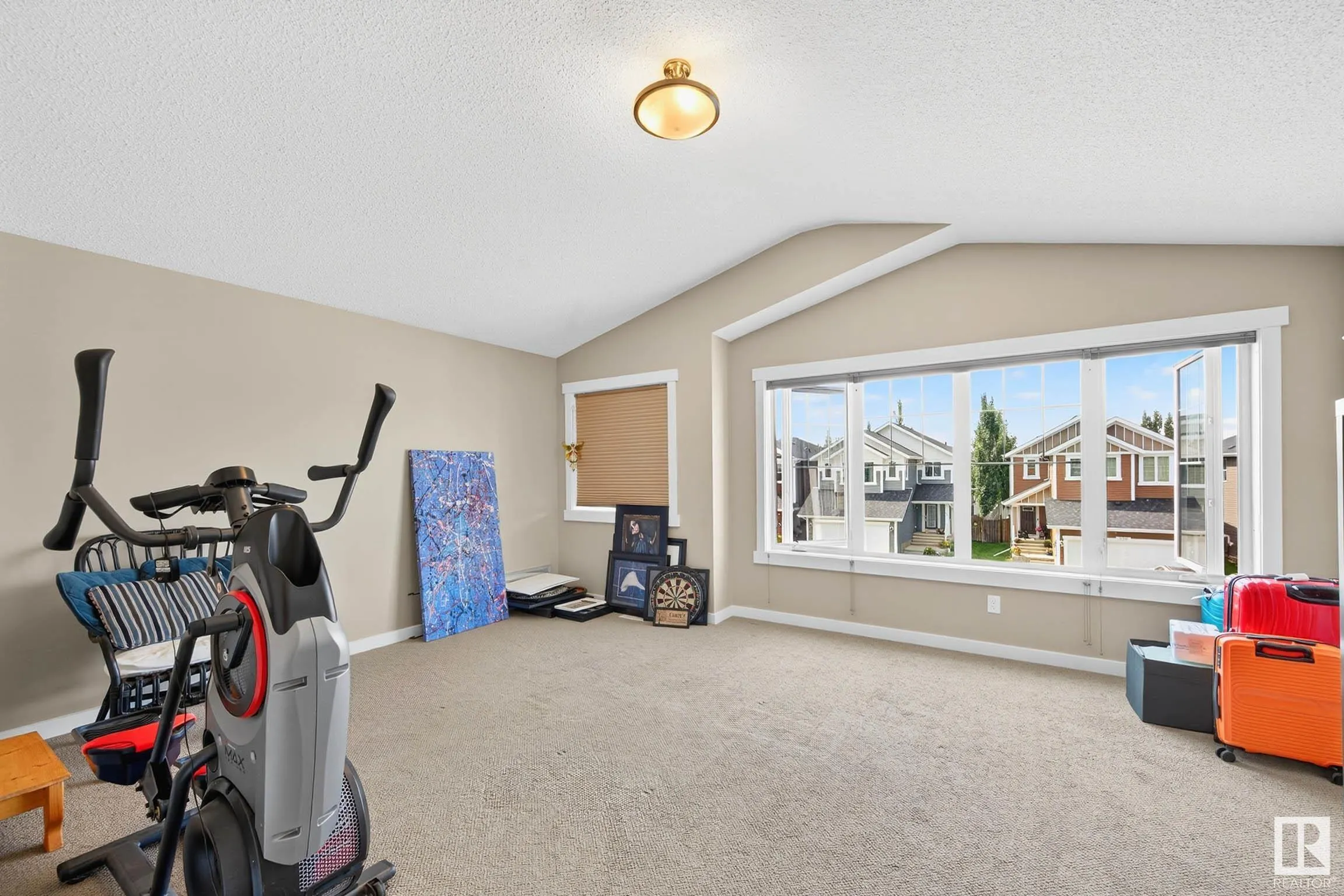 237 SHEPPARD Circle