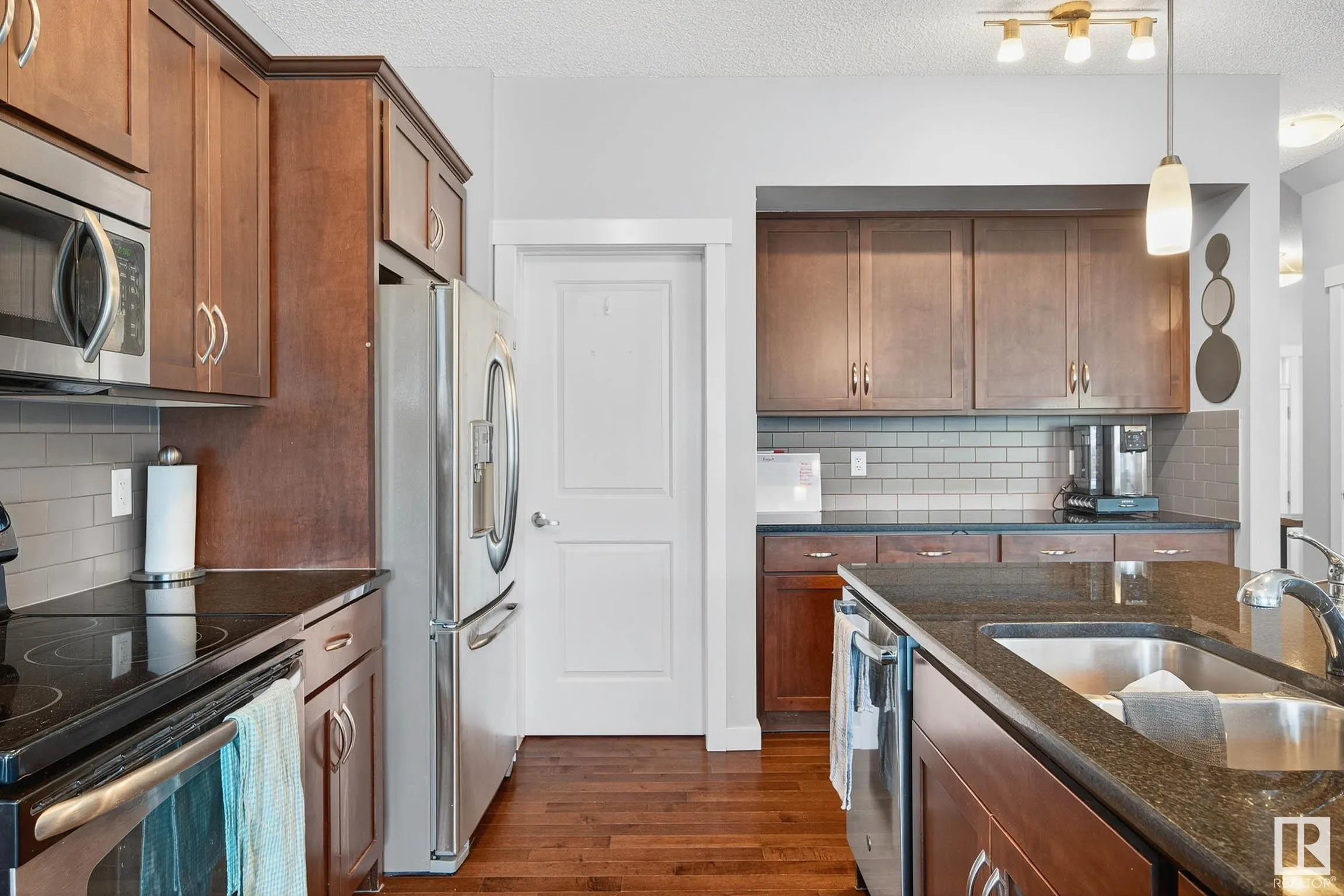 237 SHEPPARD Circle
