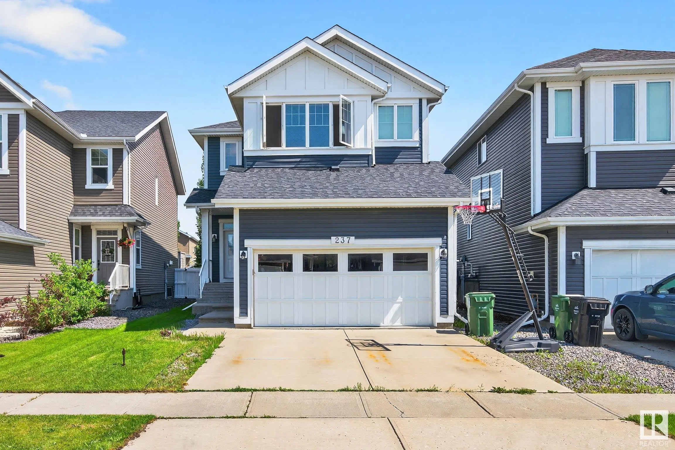 237 SHEPPARD Circle