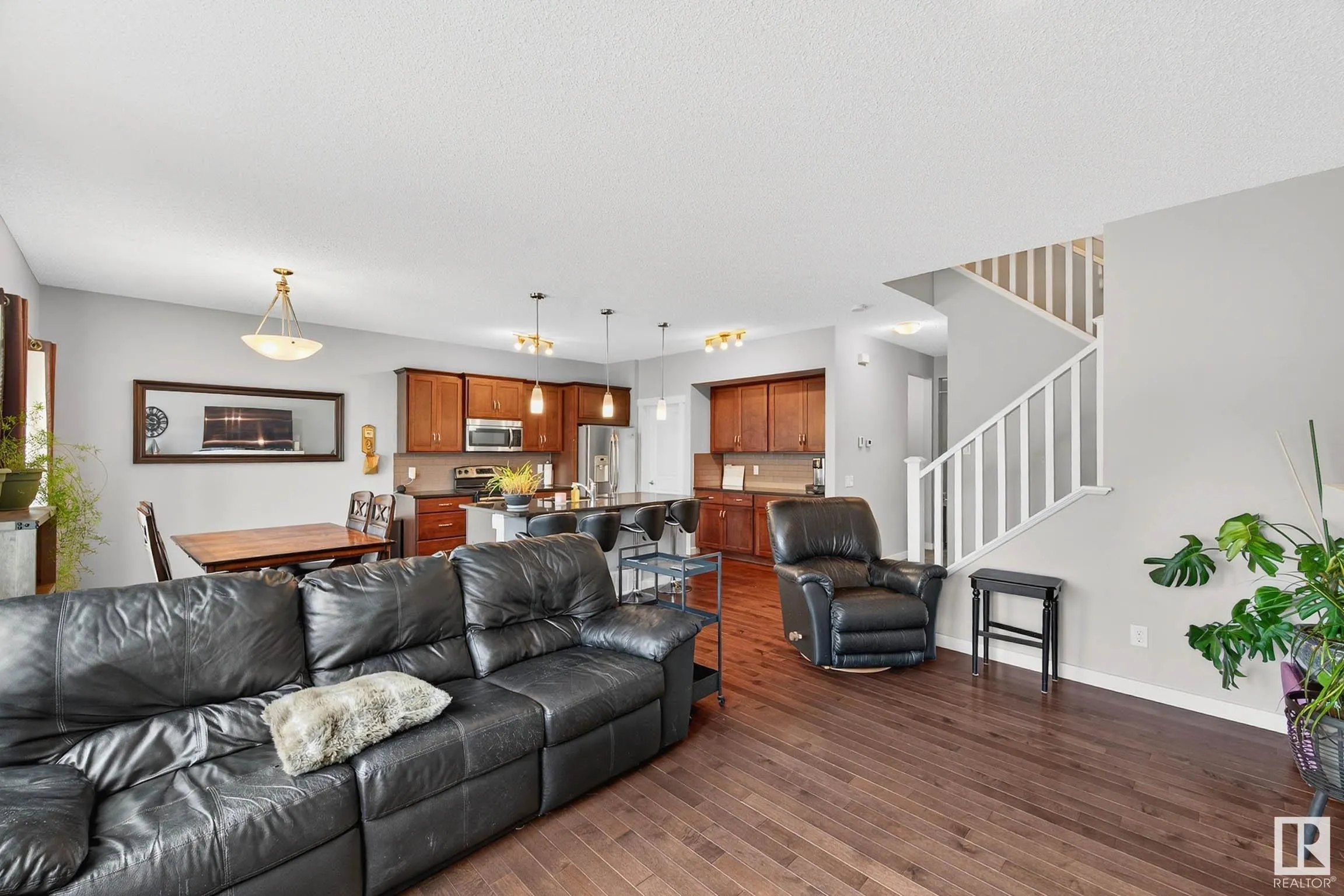 237 SHEPPARD Circle