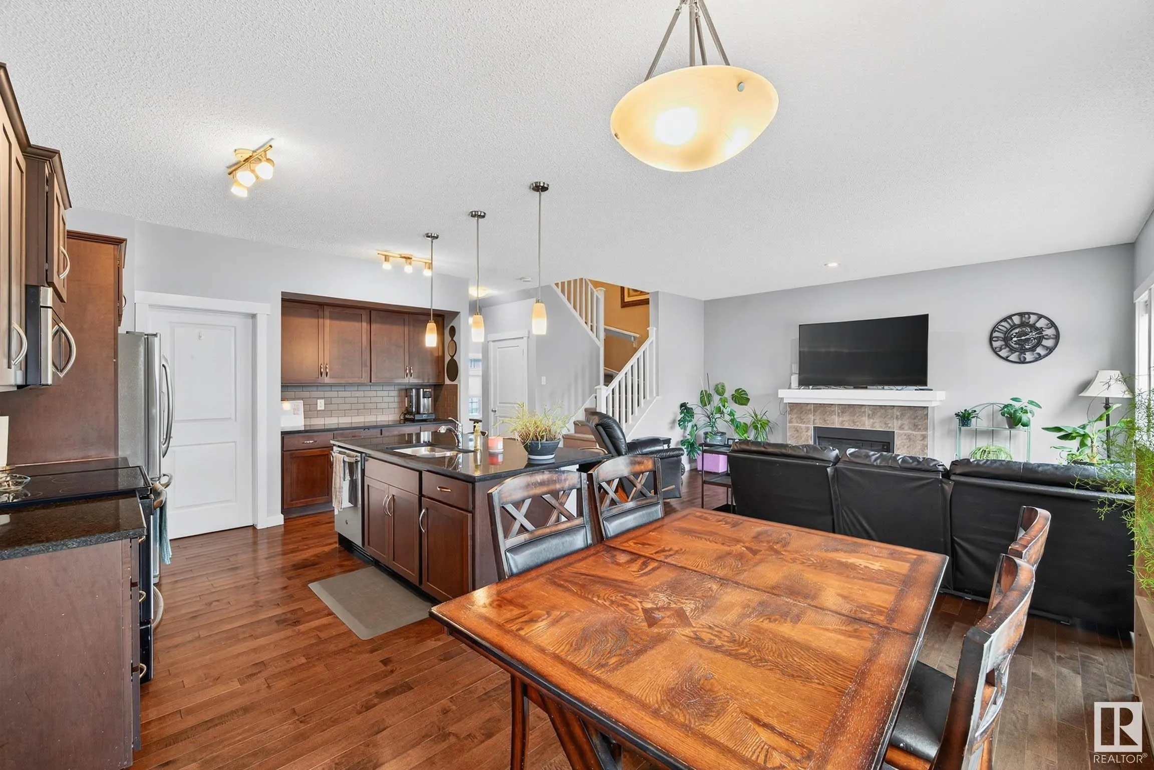 237 SHEPPARD Circle