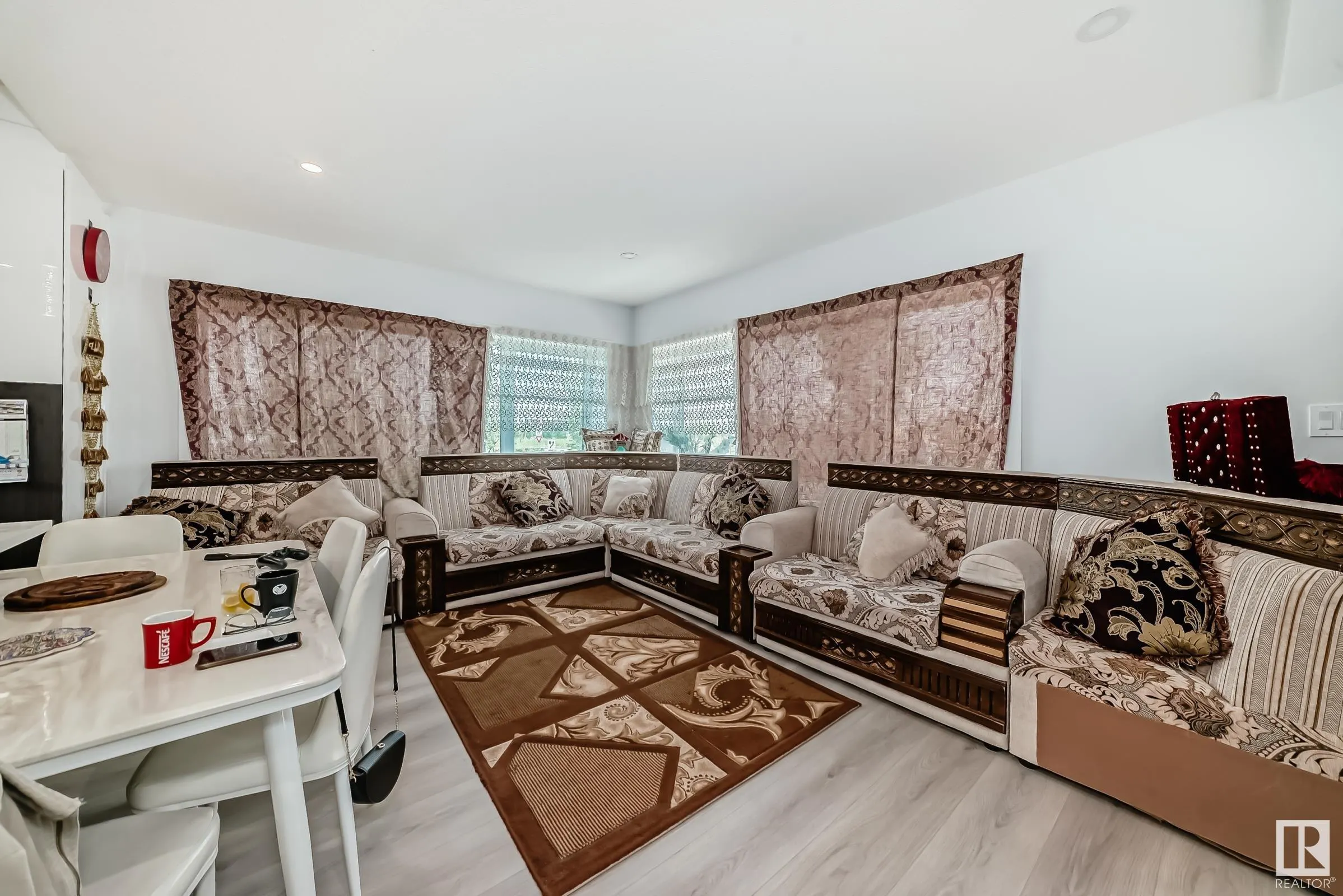 2740 BLATCHFORD Road