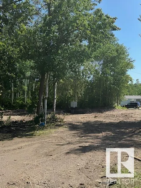 146 52343   RANGE RD 211