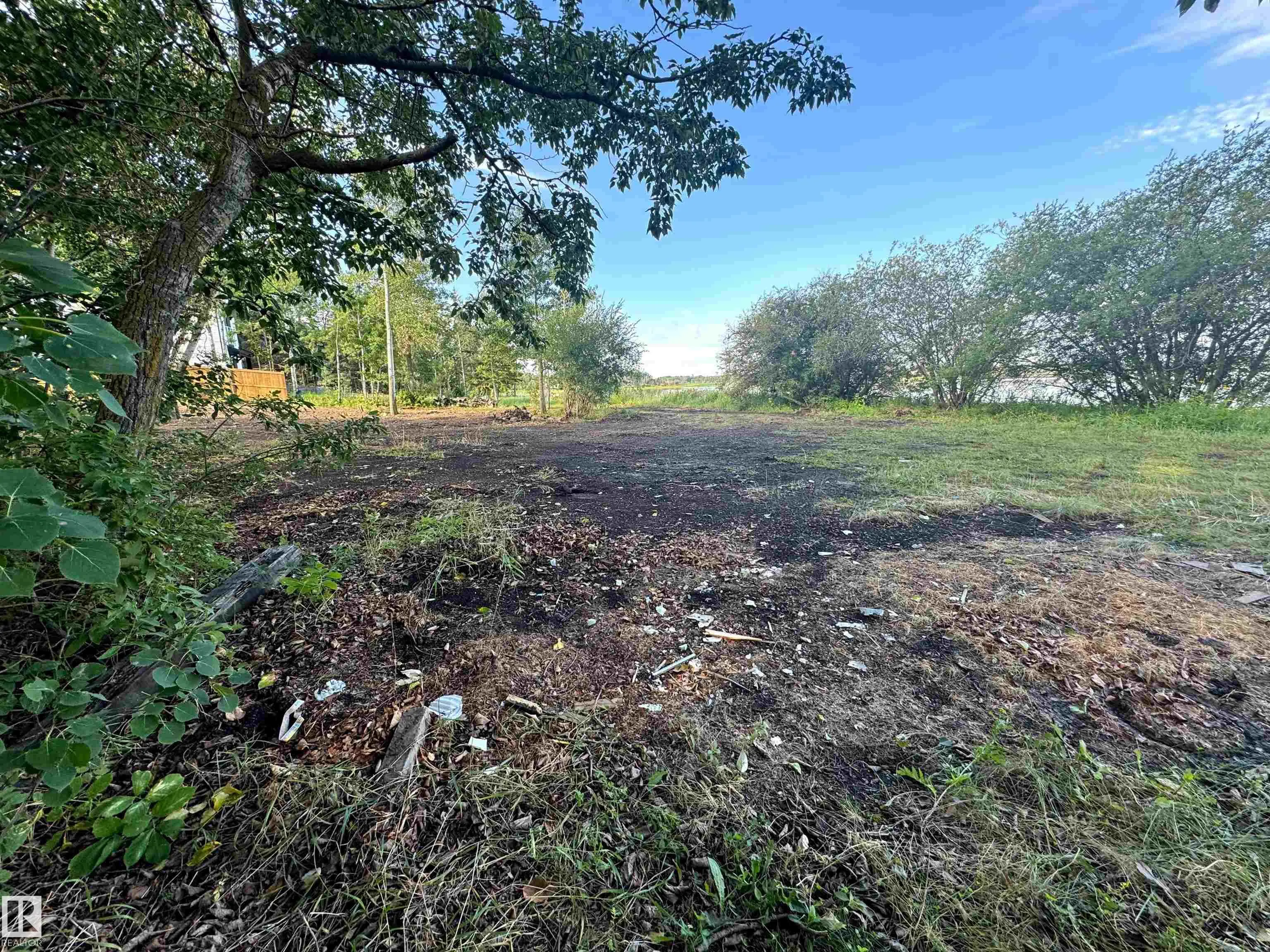 146 52343   RANGE RD 211