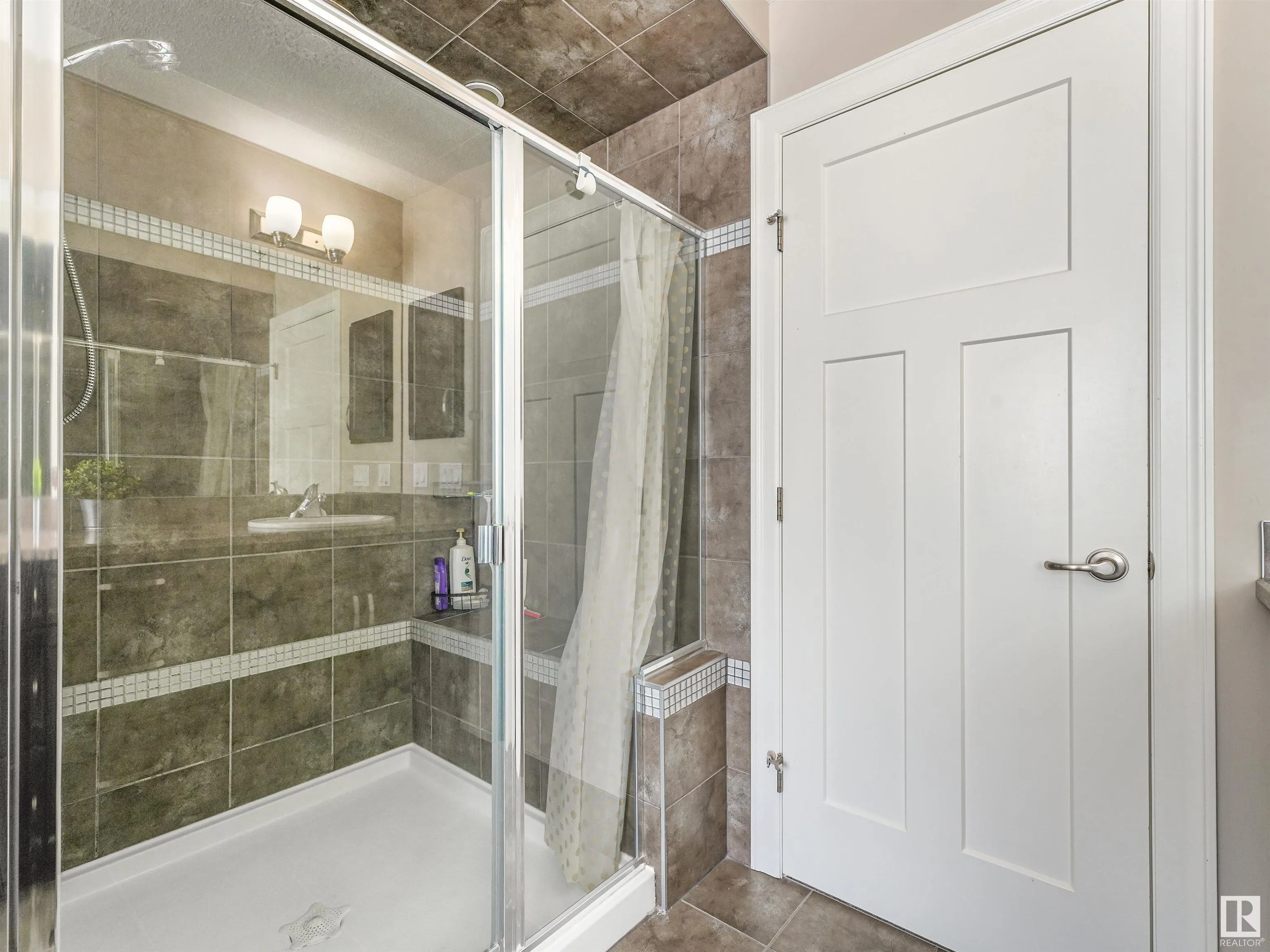 262 SHEPPARD Circle