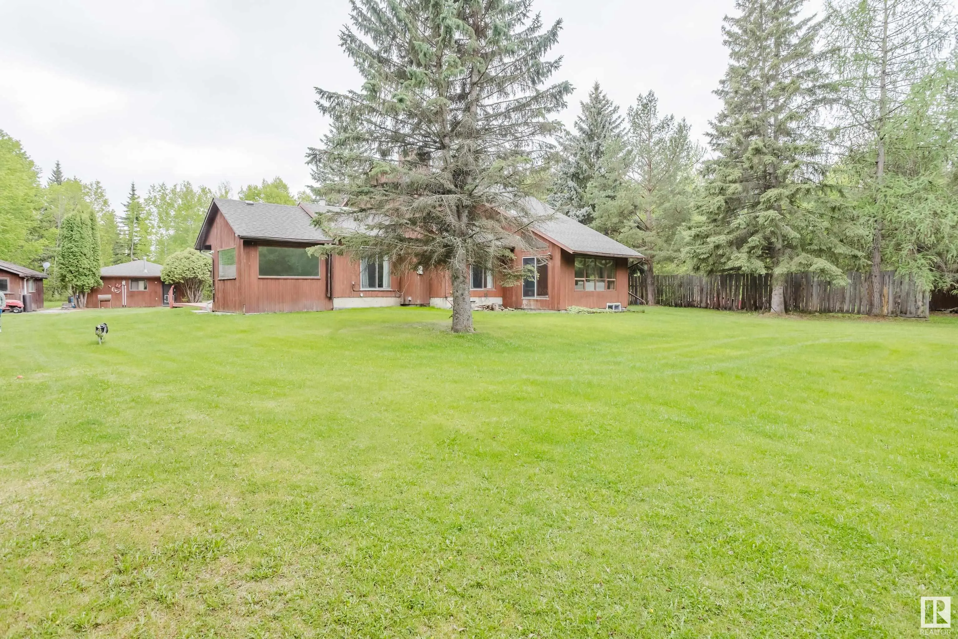 52215 RGE ROAD 270
