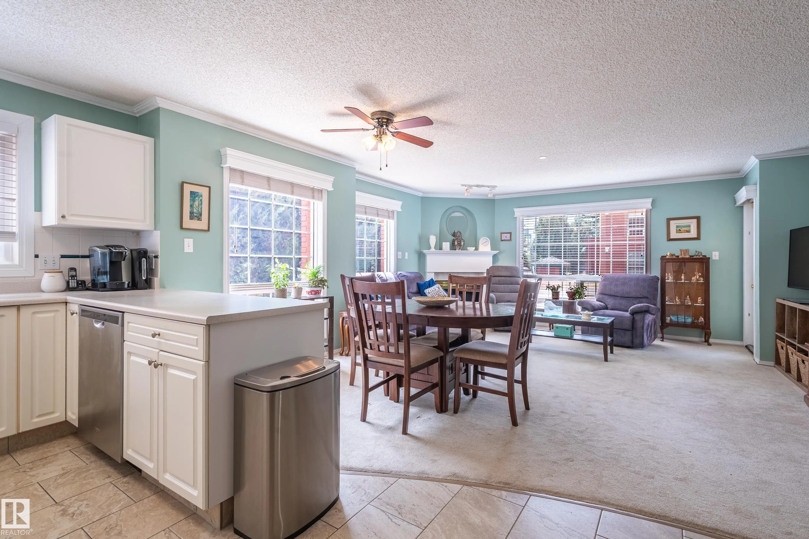 37 SIR WINSTON CHURCHILL Avenue