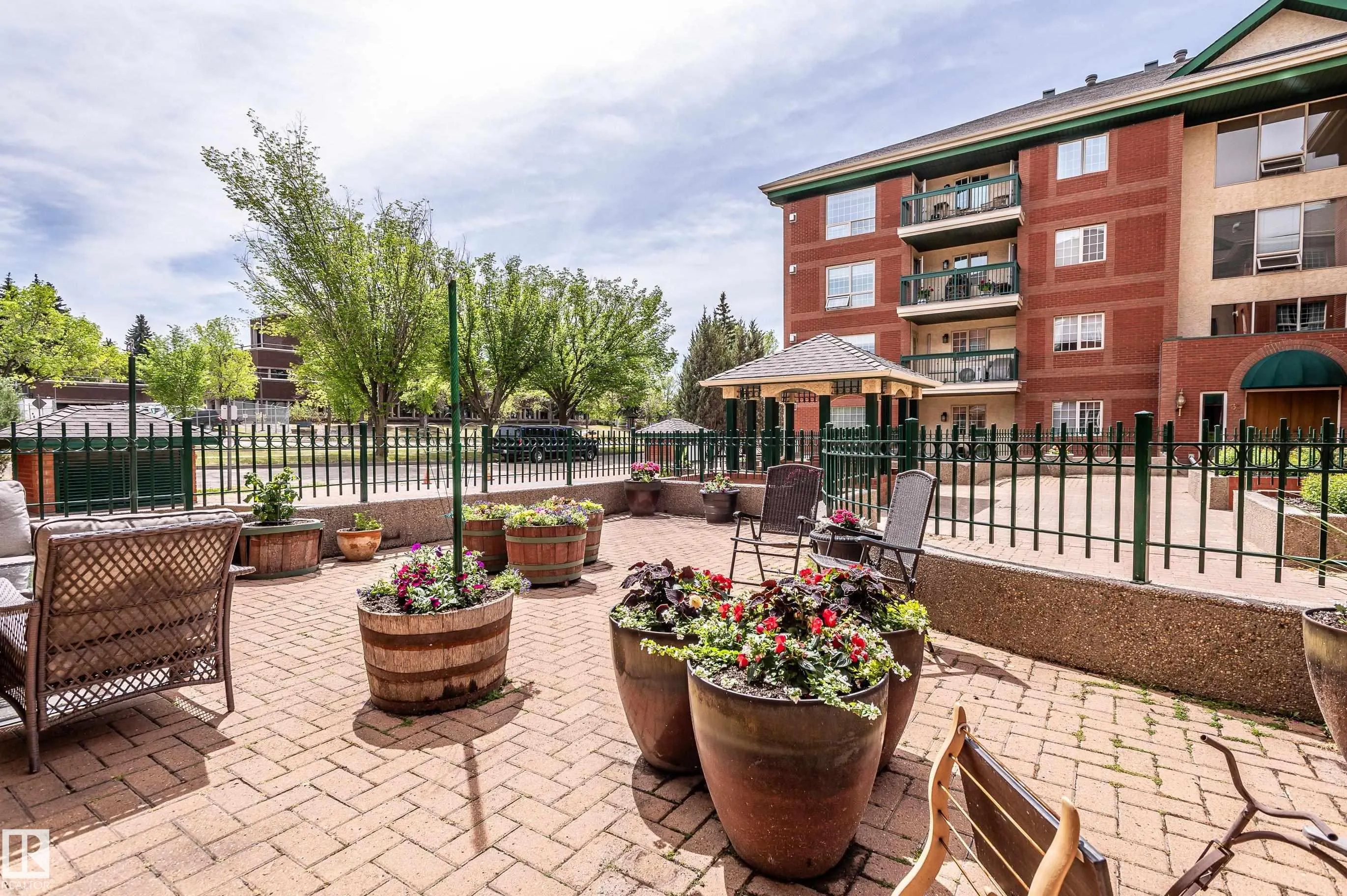 37 SIR WINSTON CHURCHILL Avenue
