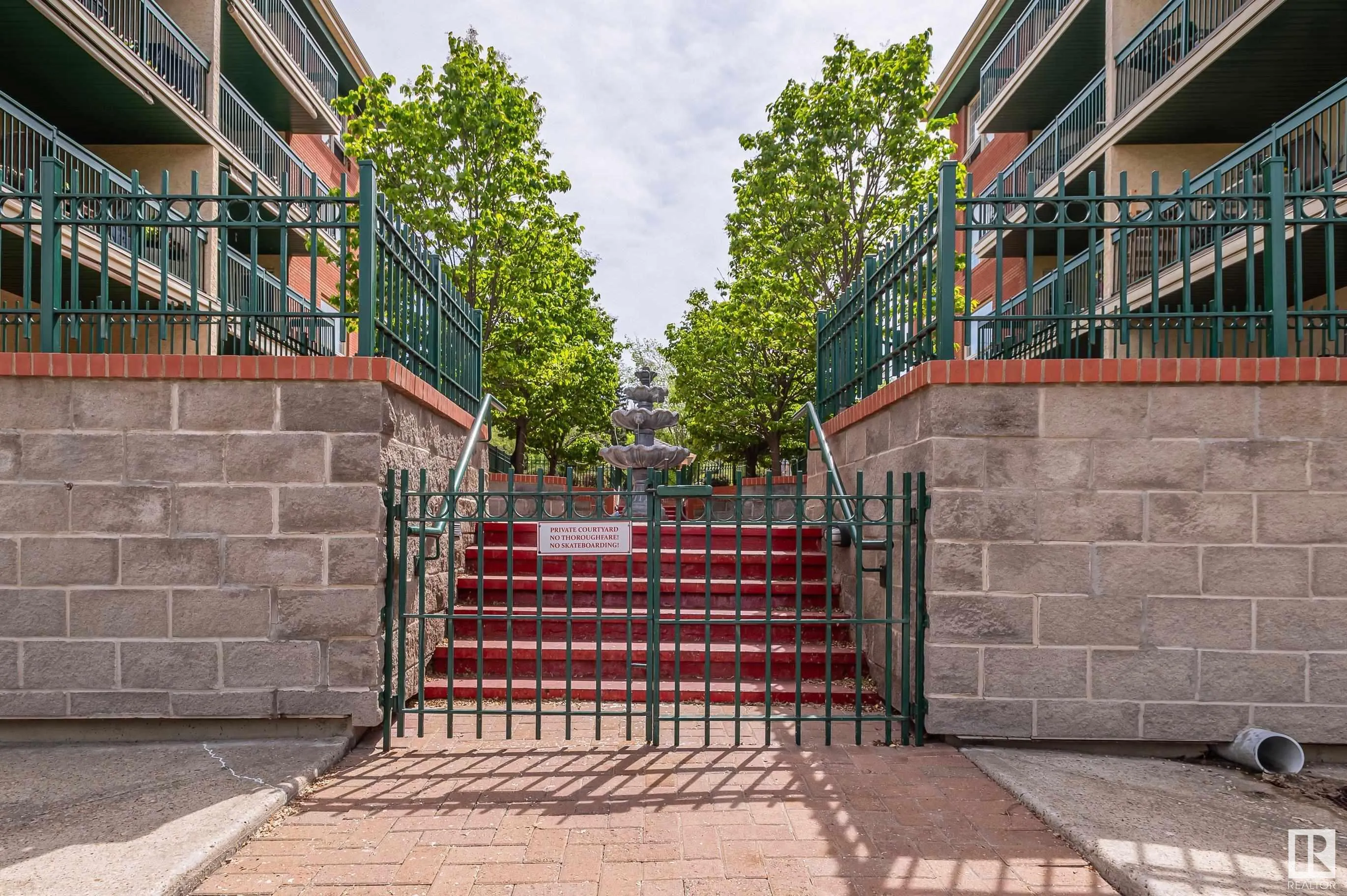 37 SIR WINSTON CHURCHILL Avenue