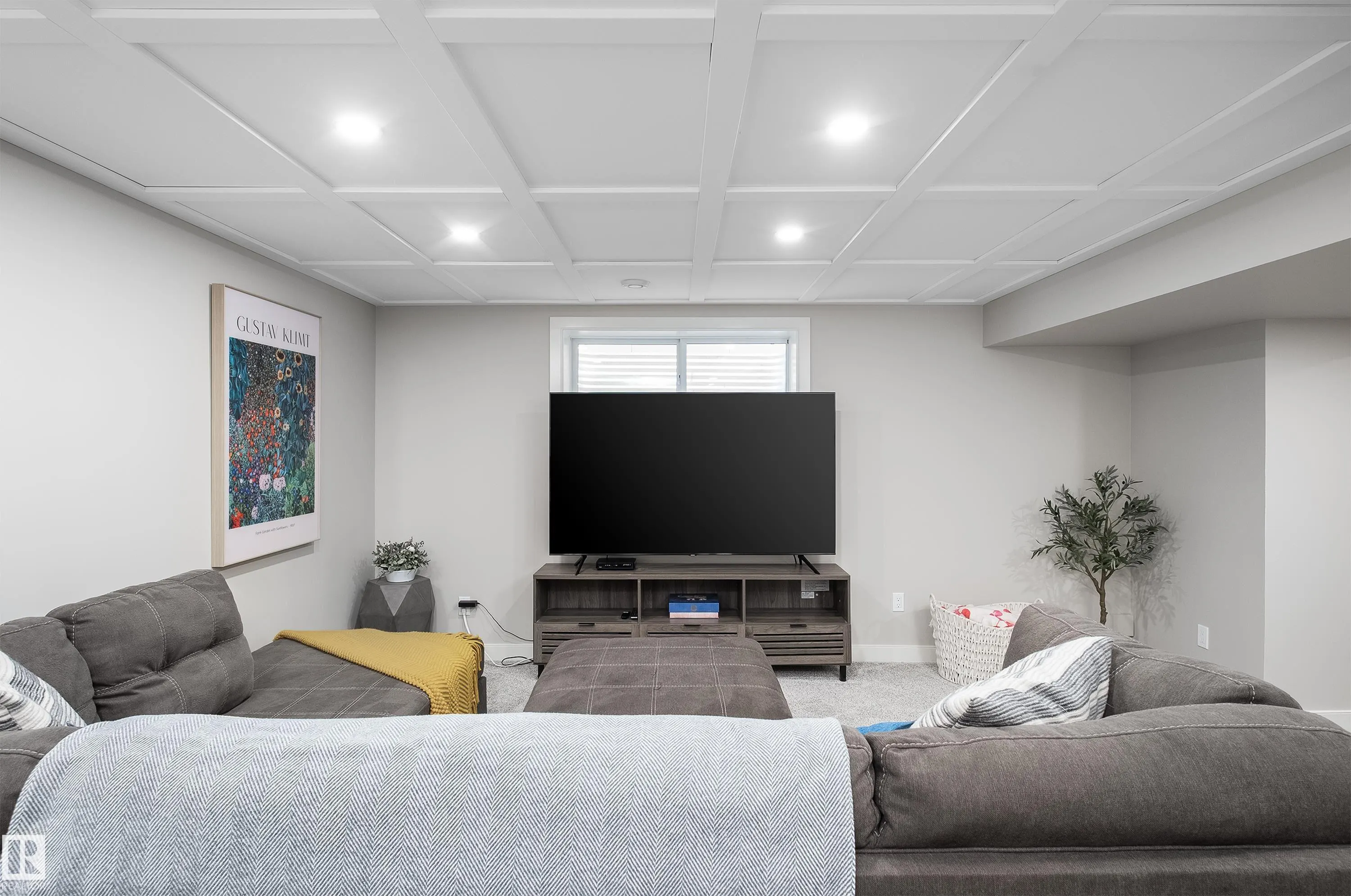 110 Rideau Place