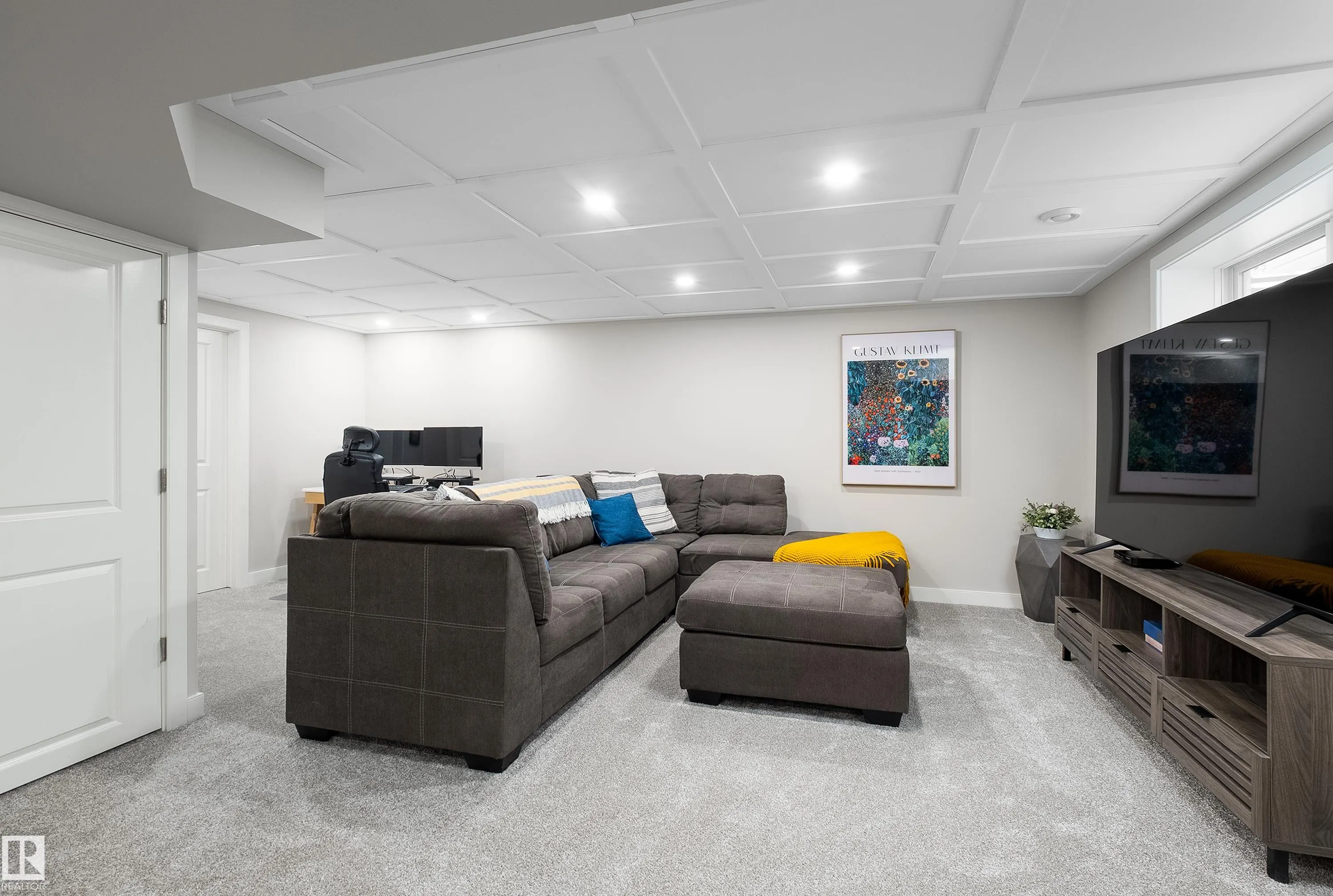 110 Rideau Place