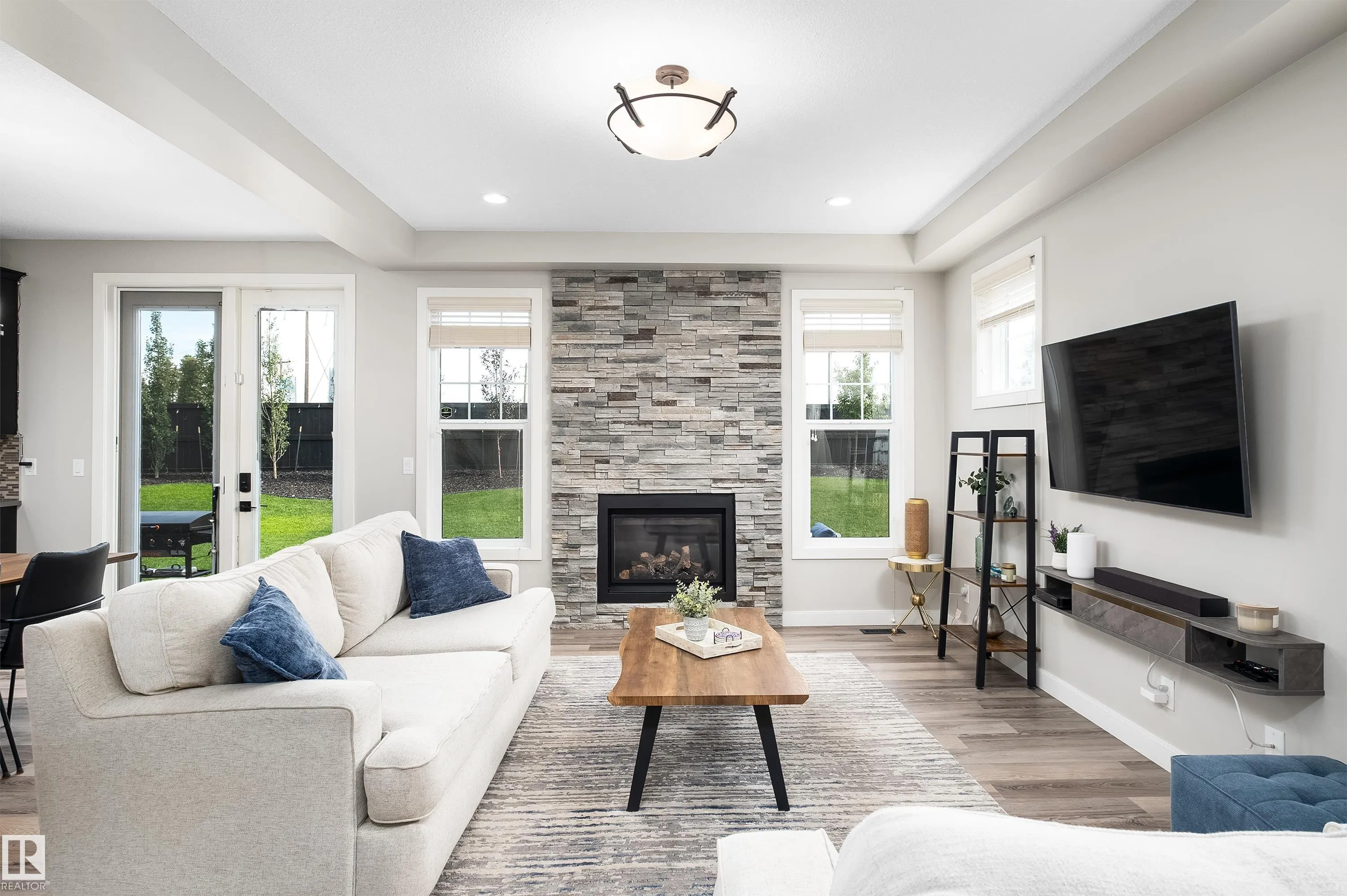 110 Rideau Place