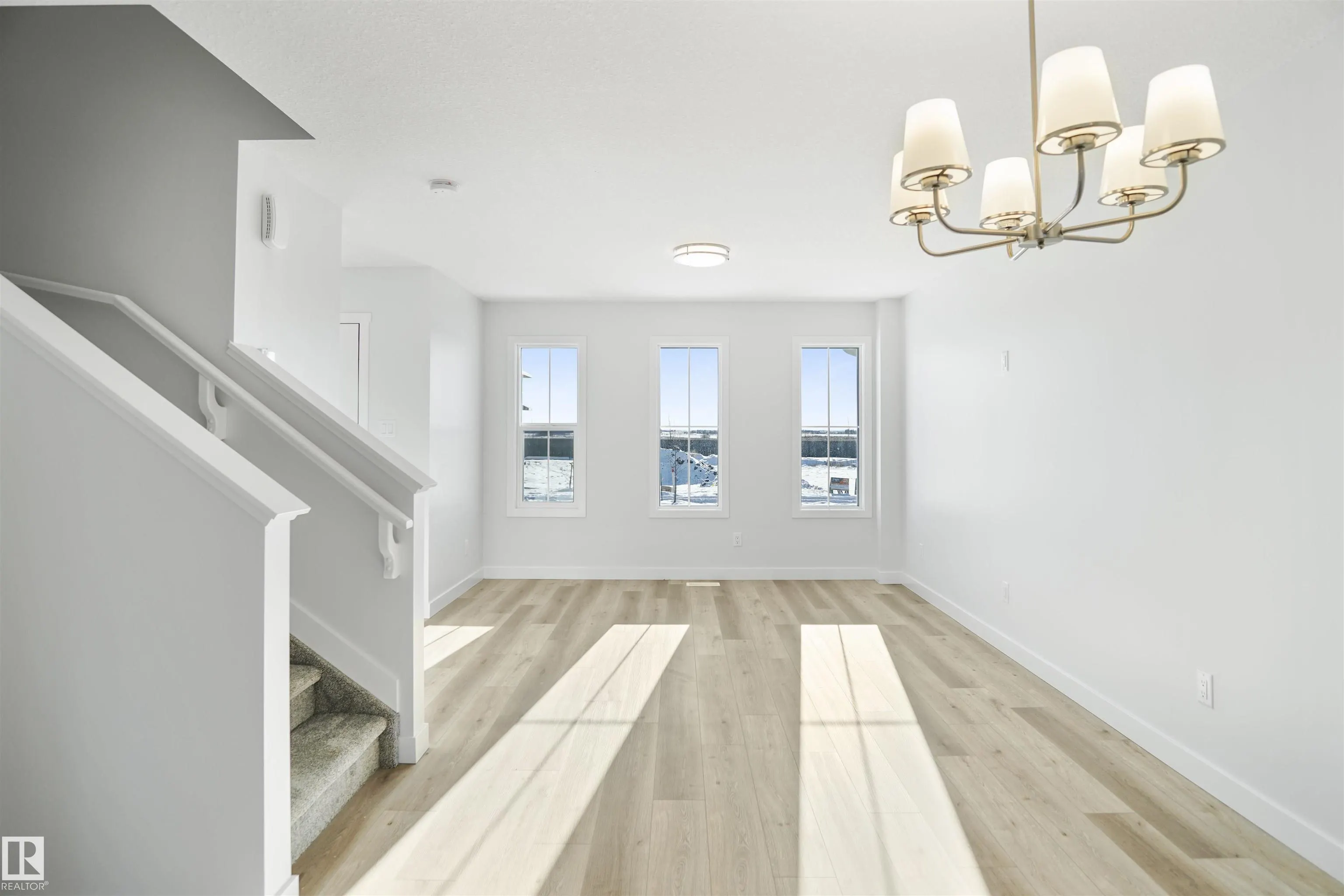 204 Savoy Crescent