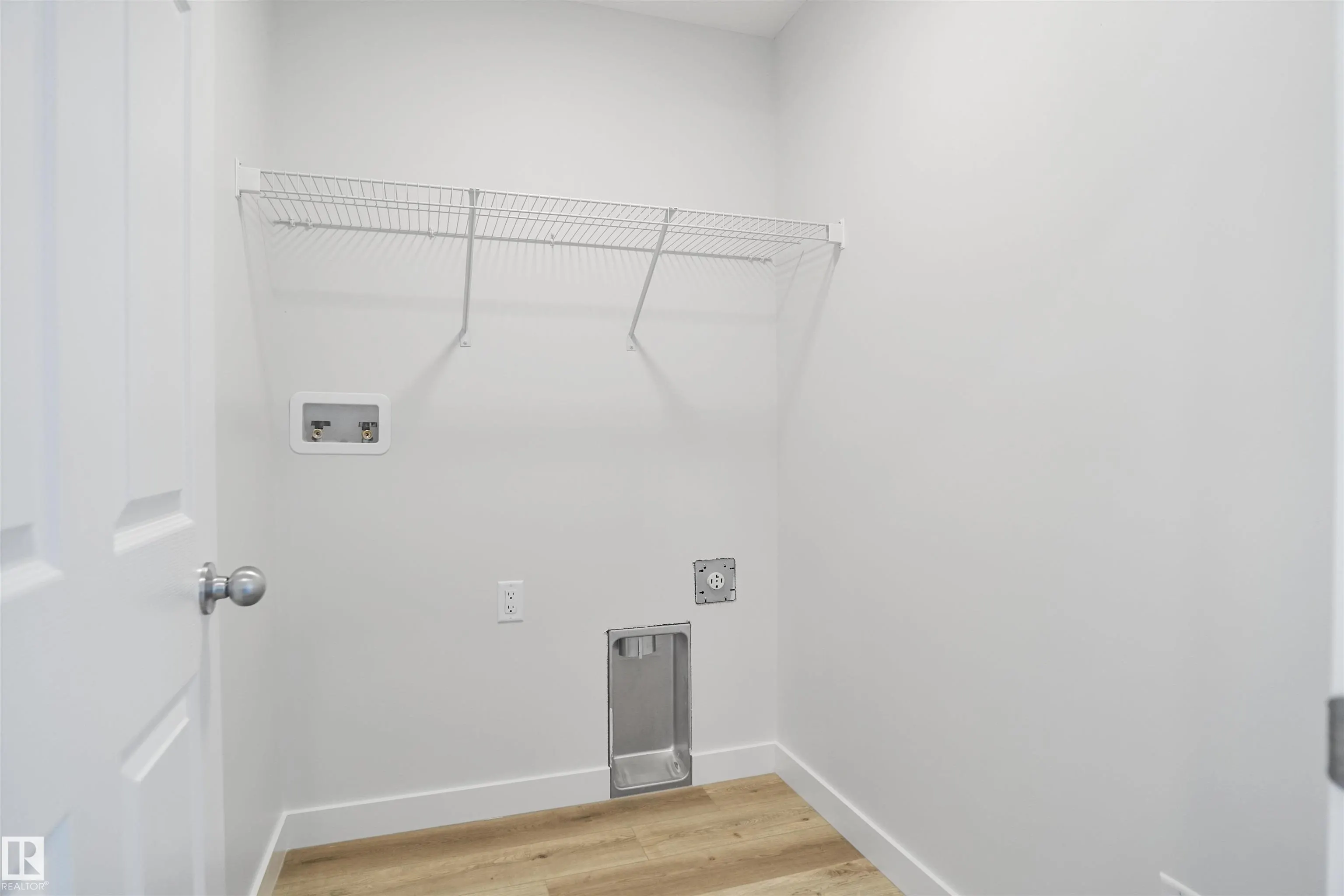 204 Savoy Crescent