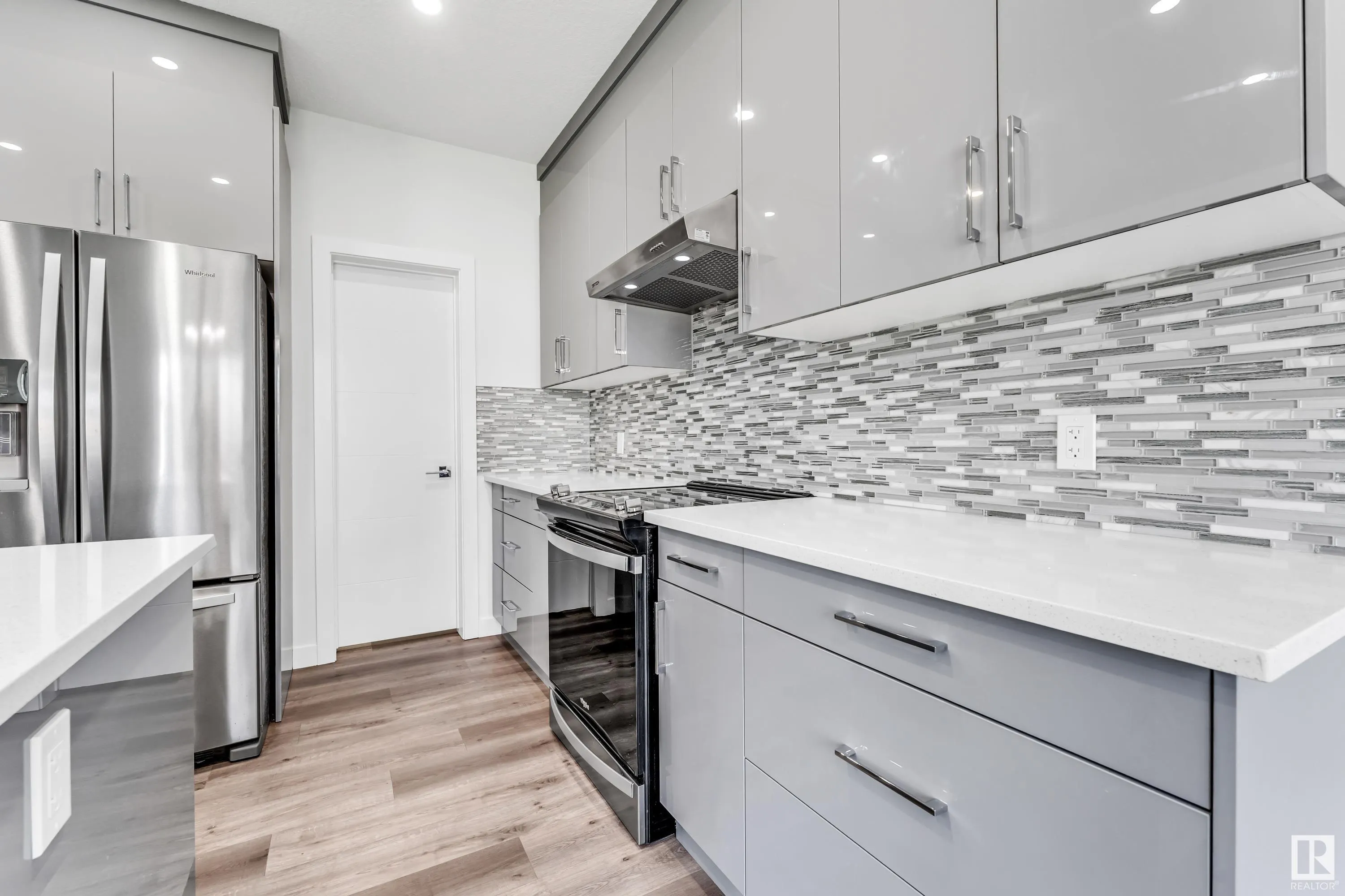 327 ROBERTS Wynd