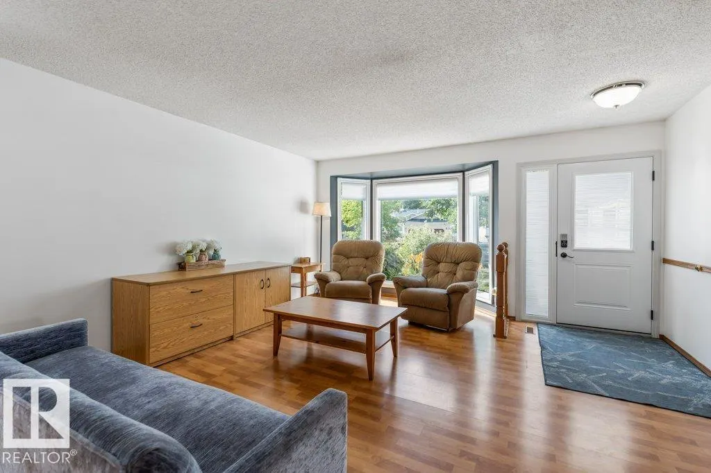 51 ALDERWOOD BLVD