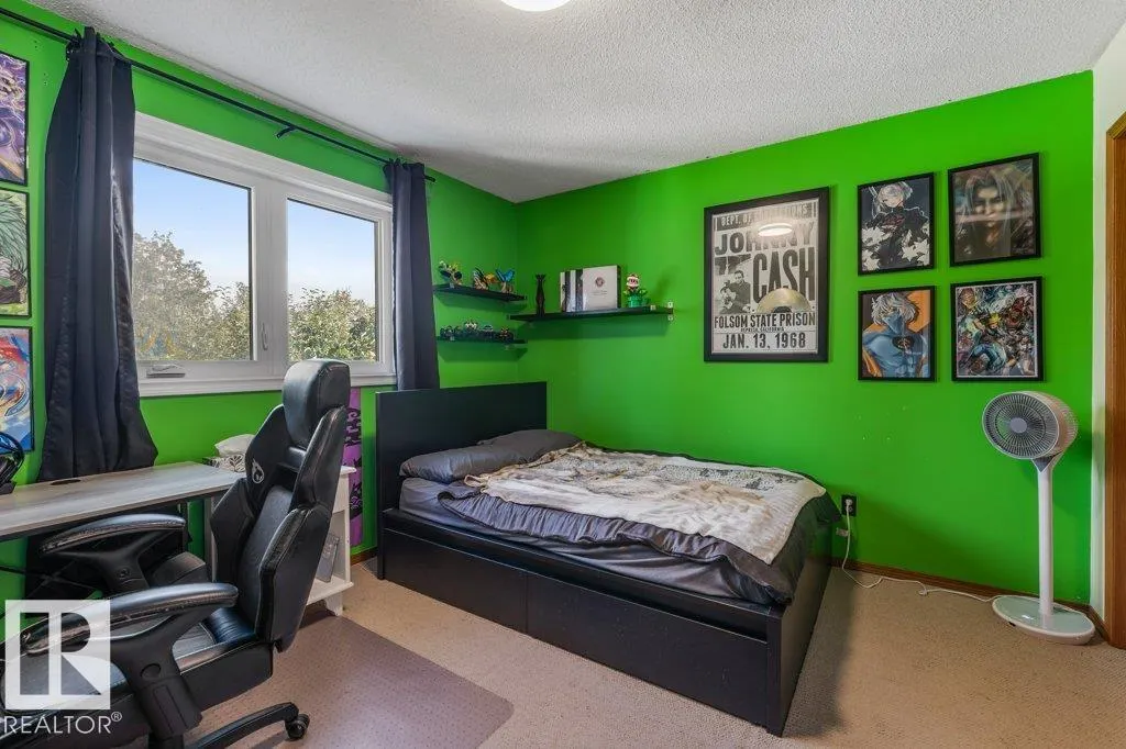 51 ALDERWOOD BLVD