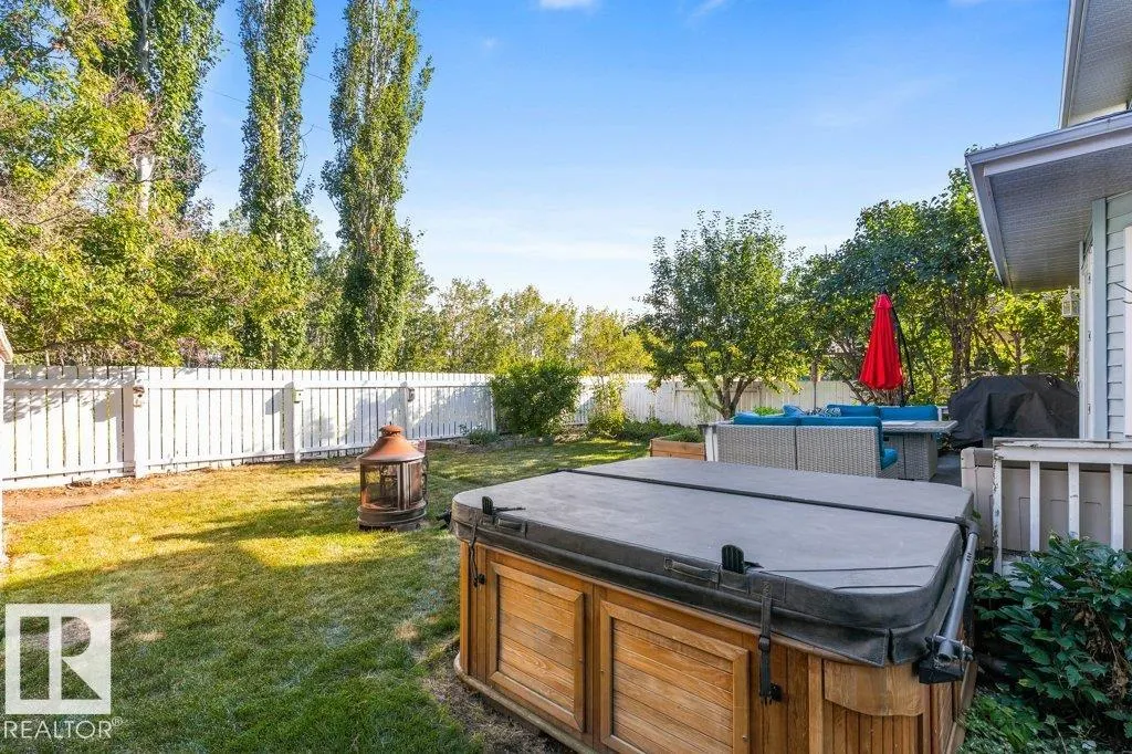 51 ALDERWOOD BLVD