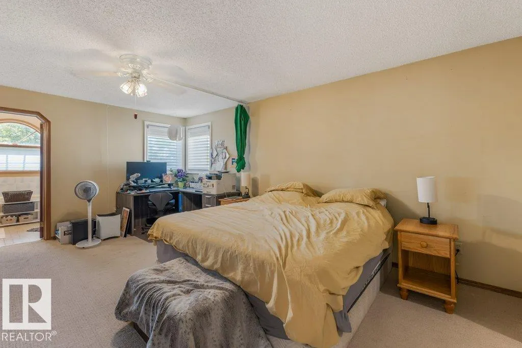 51 ALDERWOOD BLVD