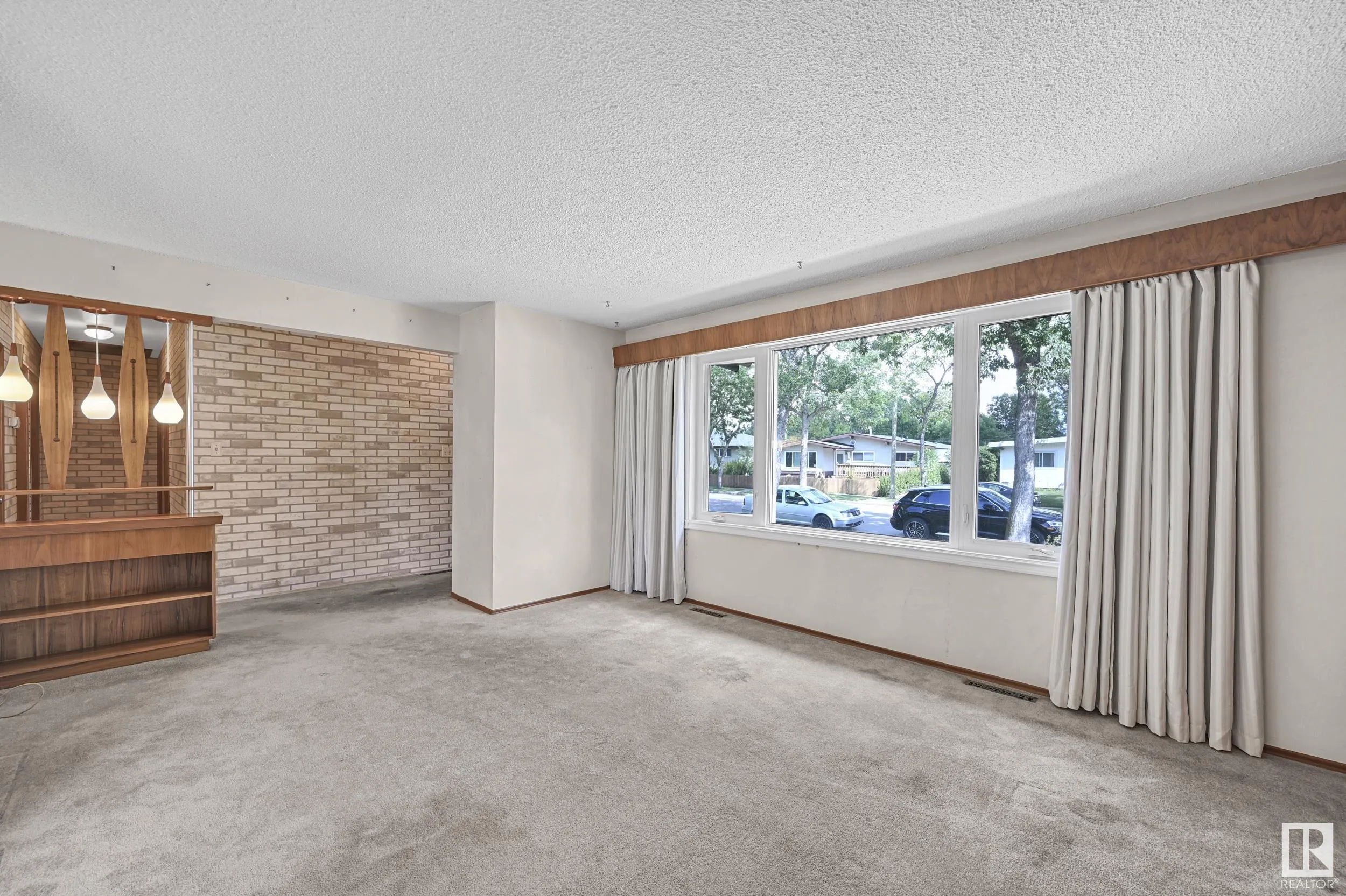 9402 SHERRIDON Drive