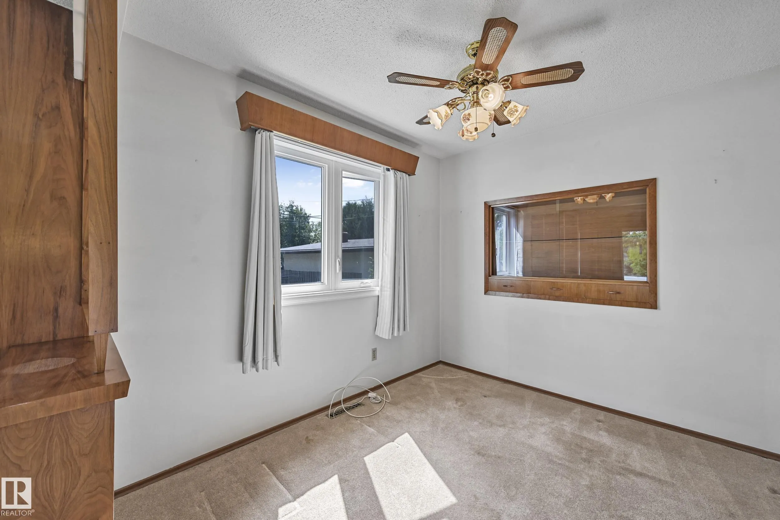 9402 SHERRIDON Drive
