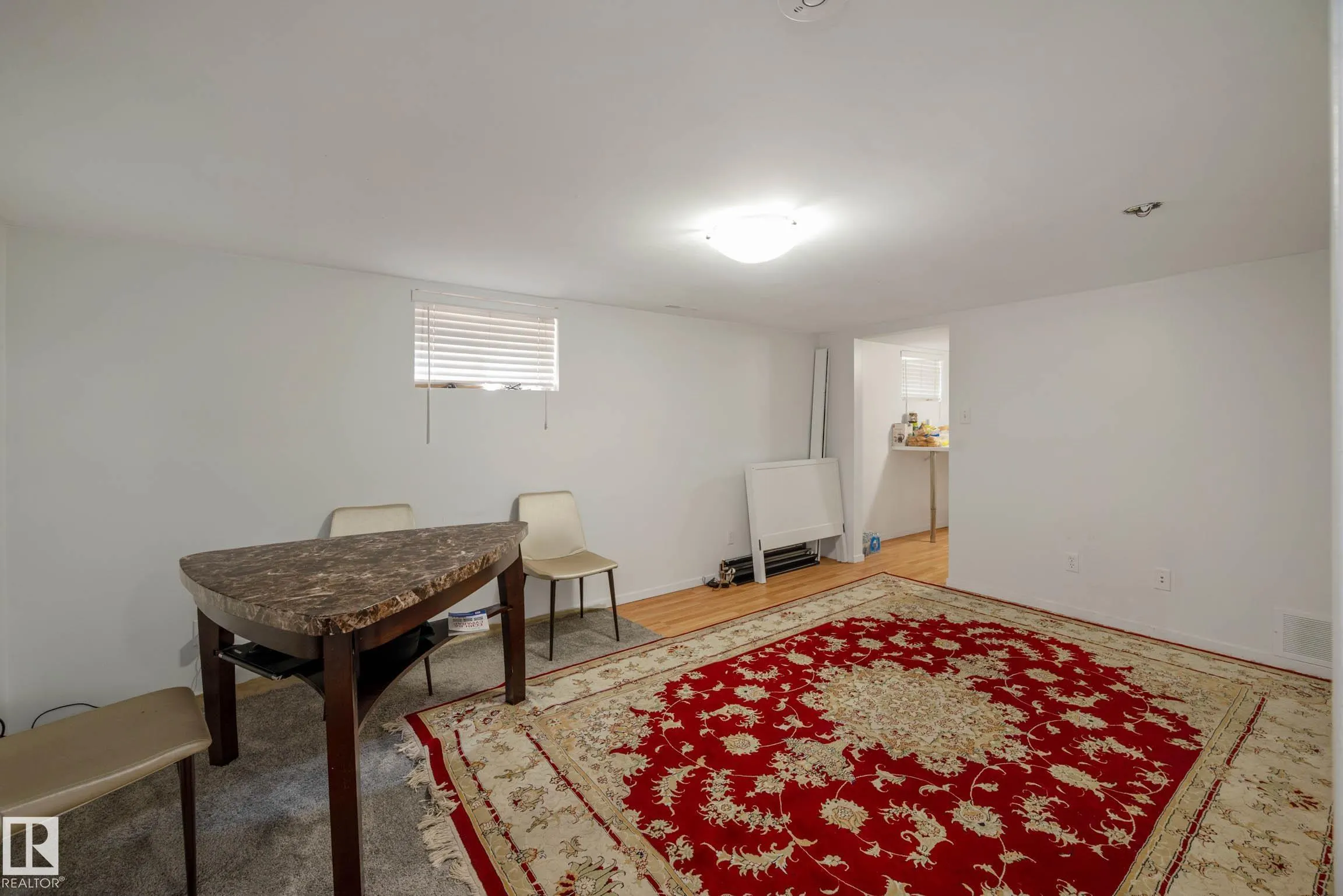 12018 122 Street