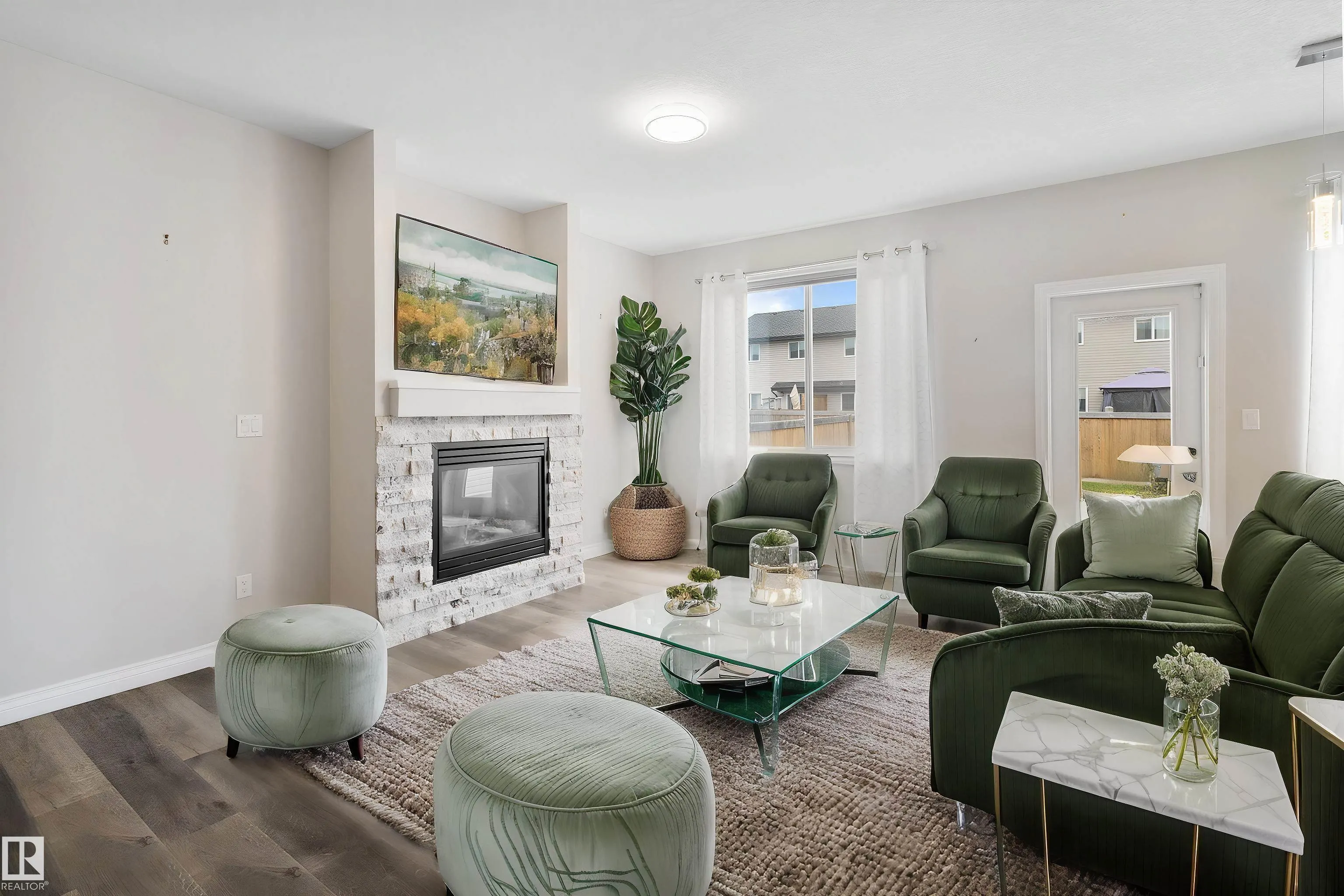 37 ROSEBERRY Lane