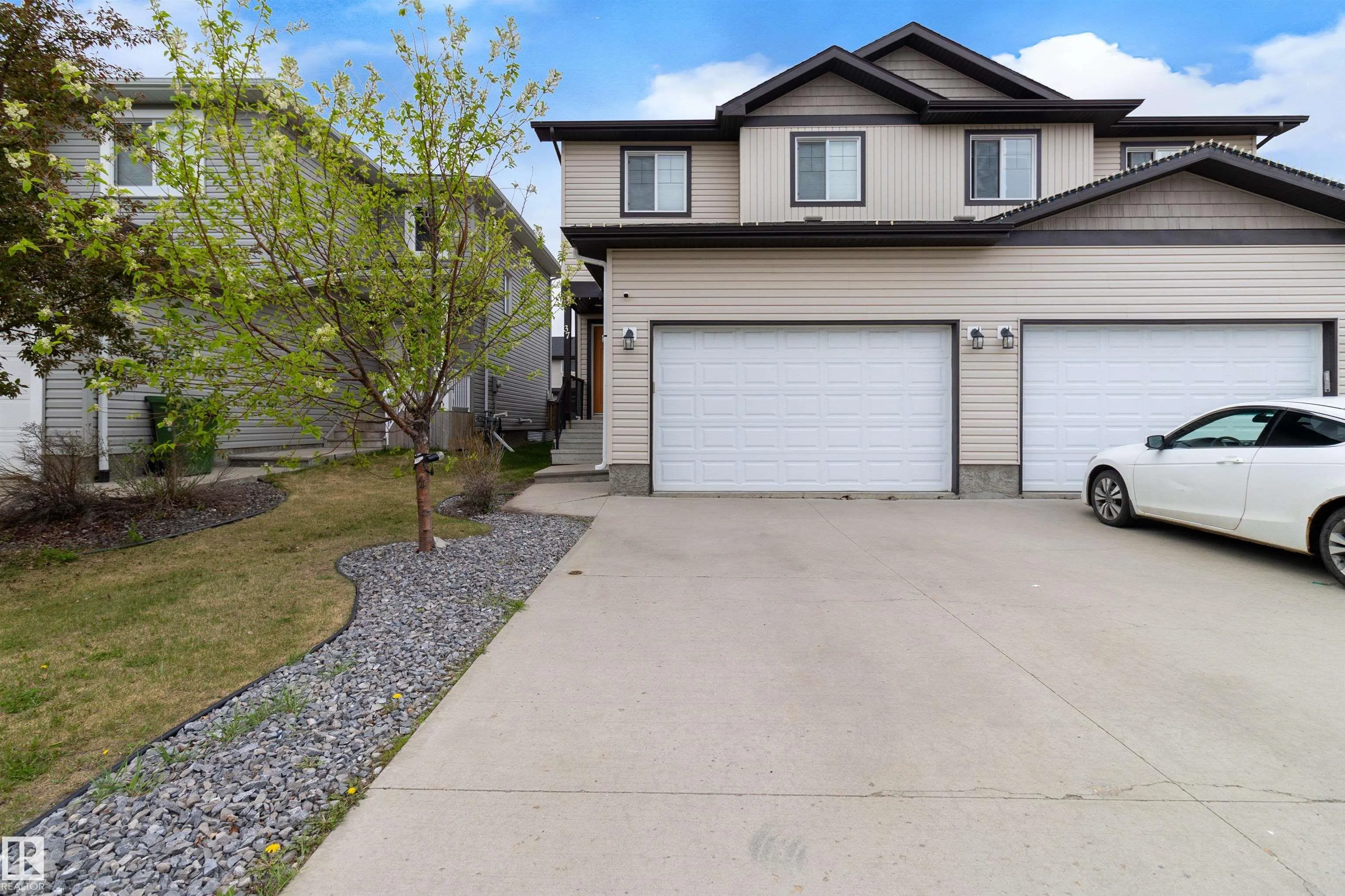 37 ROSEBERRY Lane