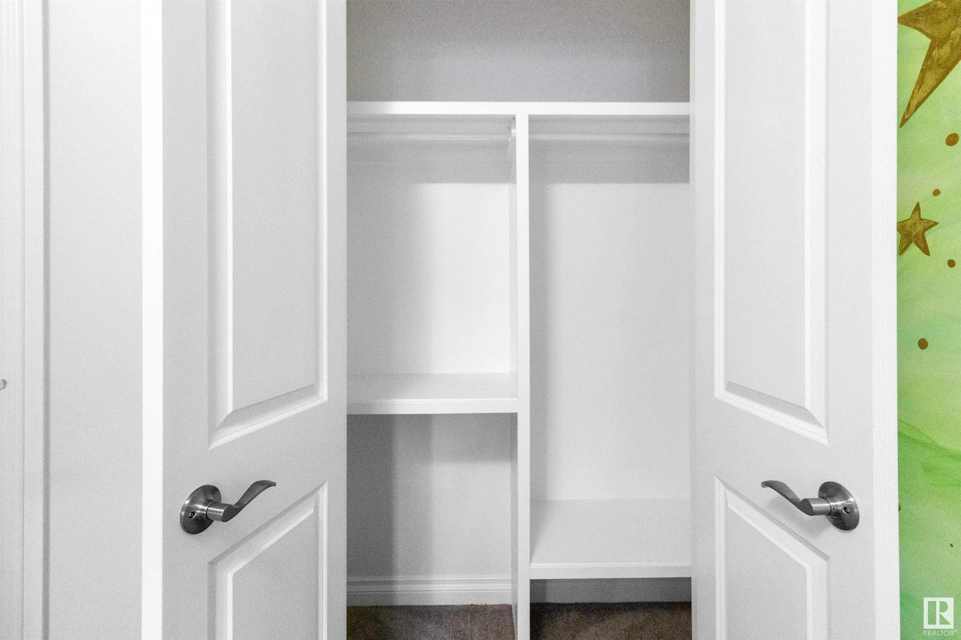 37 ROSEBERRY Lane