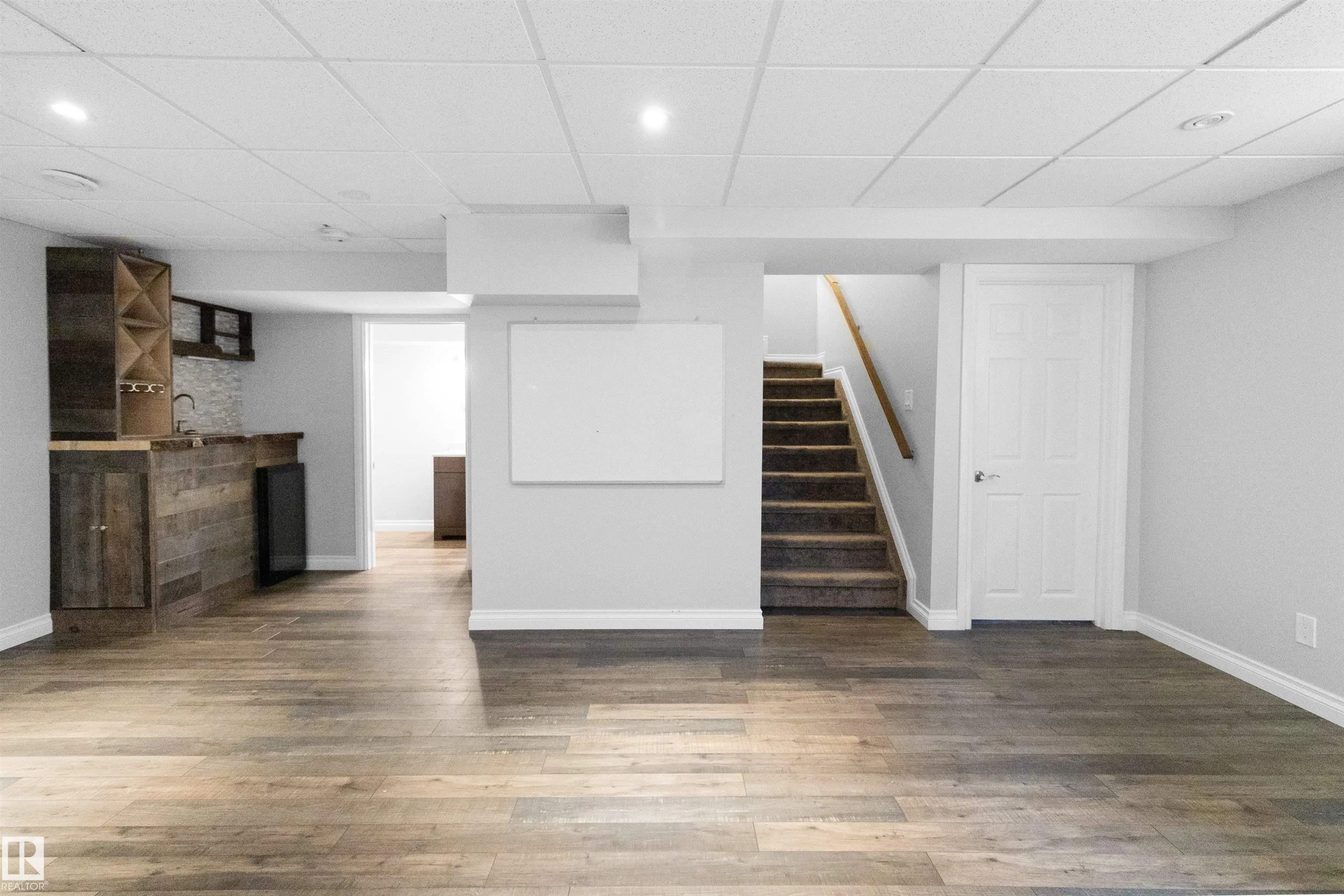 37 ROSEBERRY Lane