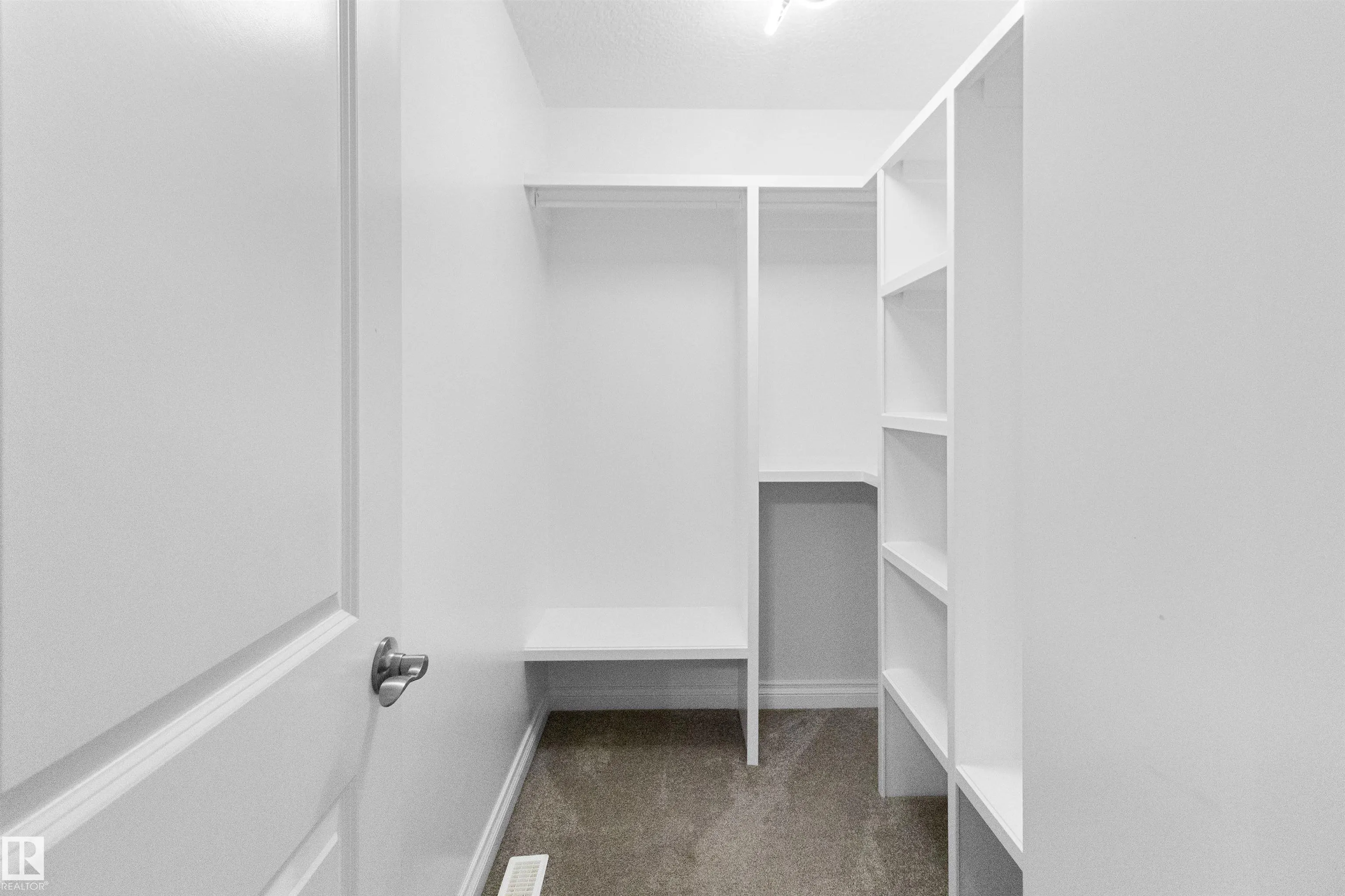 37 ROSEBERRY Lane