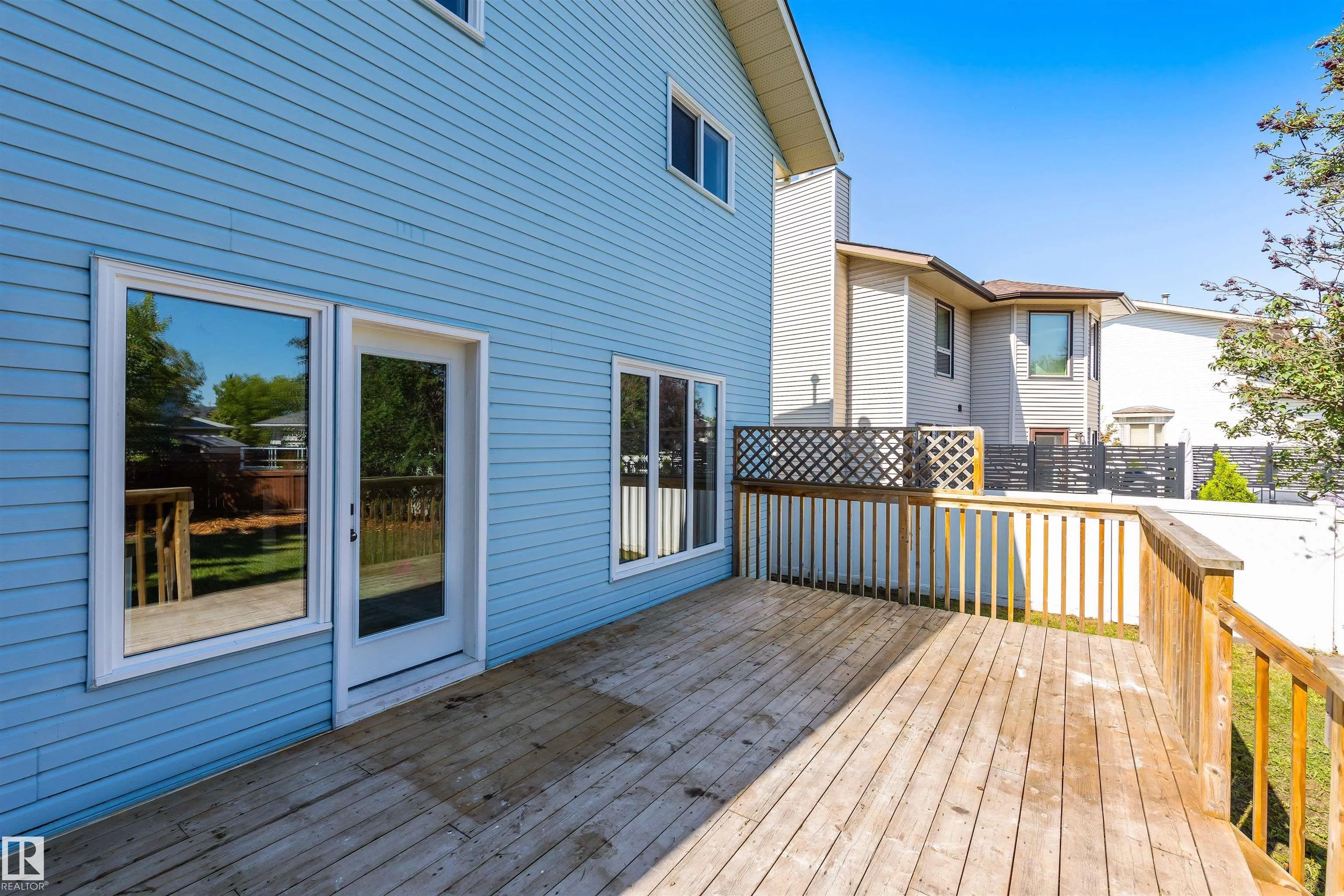 57 DEANE Crescent