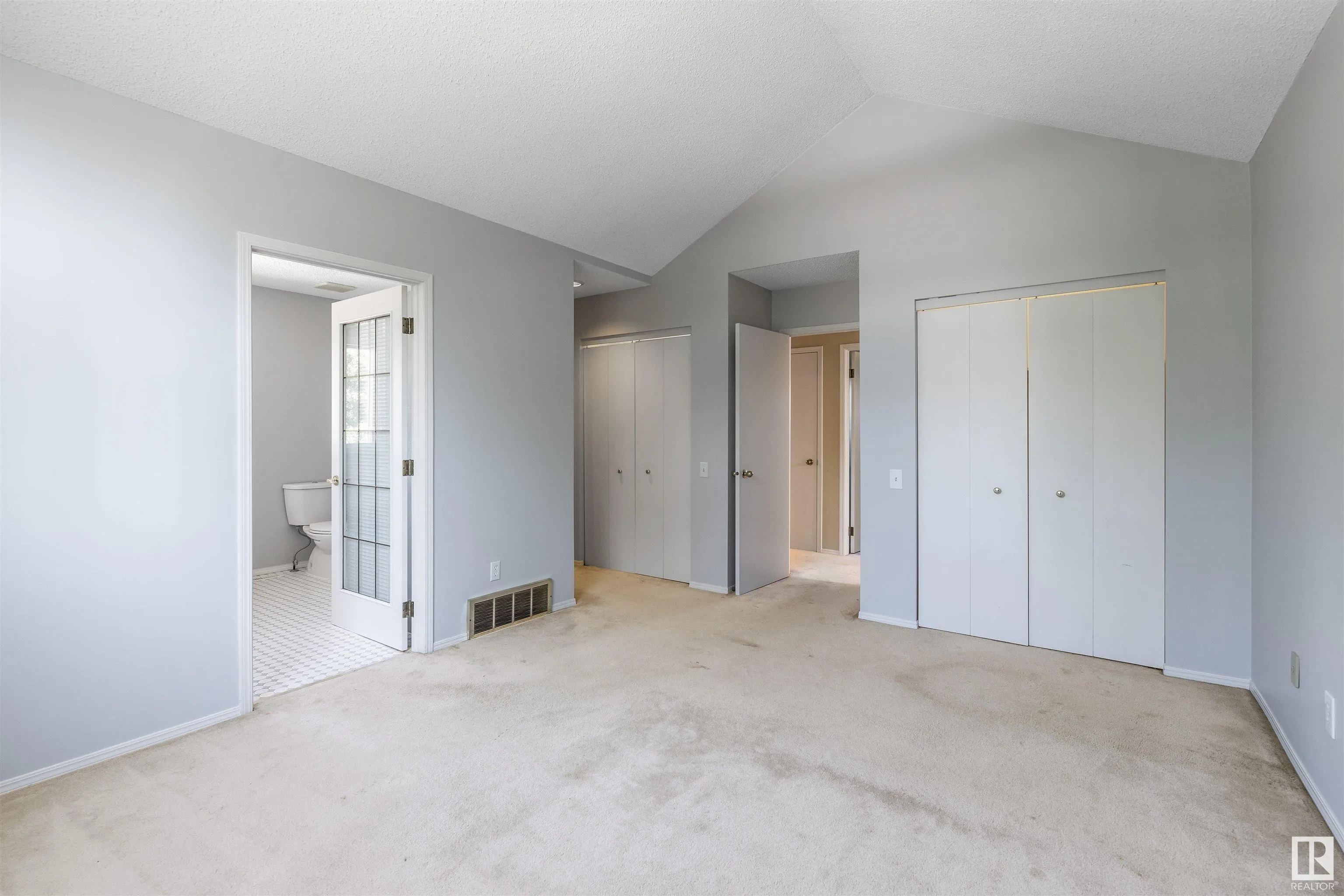 57 DEANE Crescent