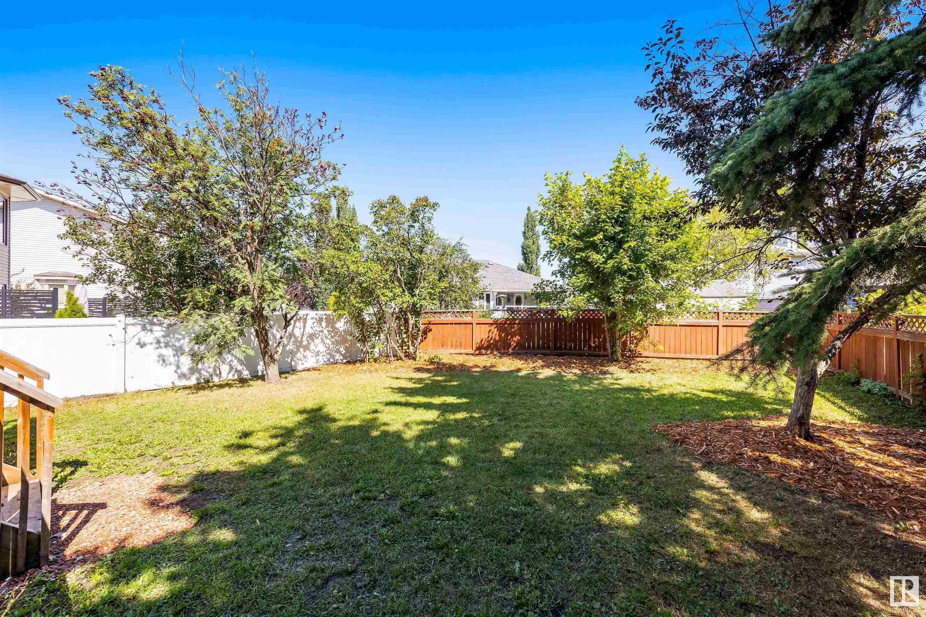 57 DEANE Crescent