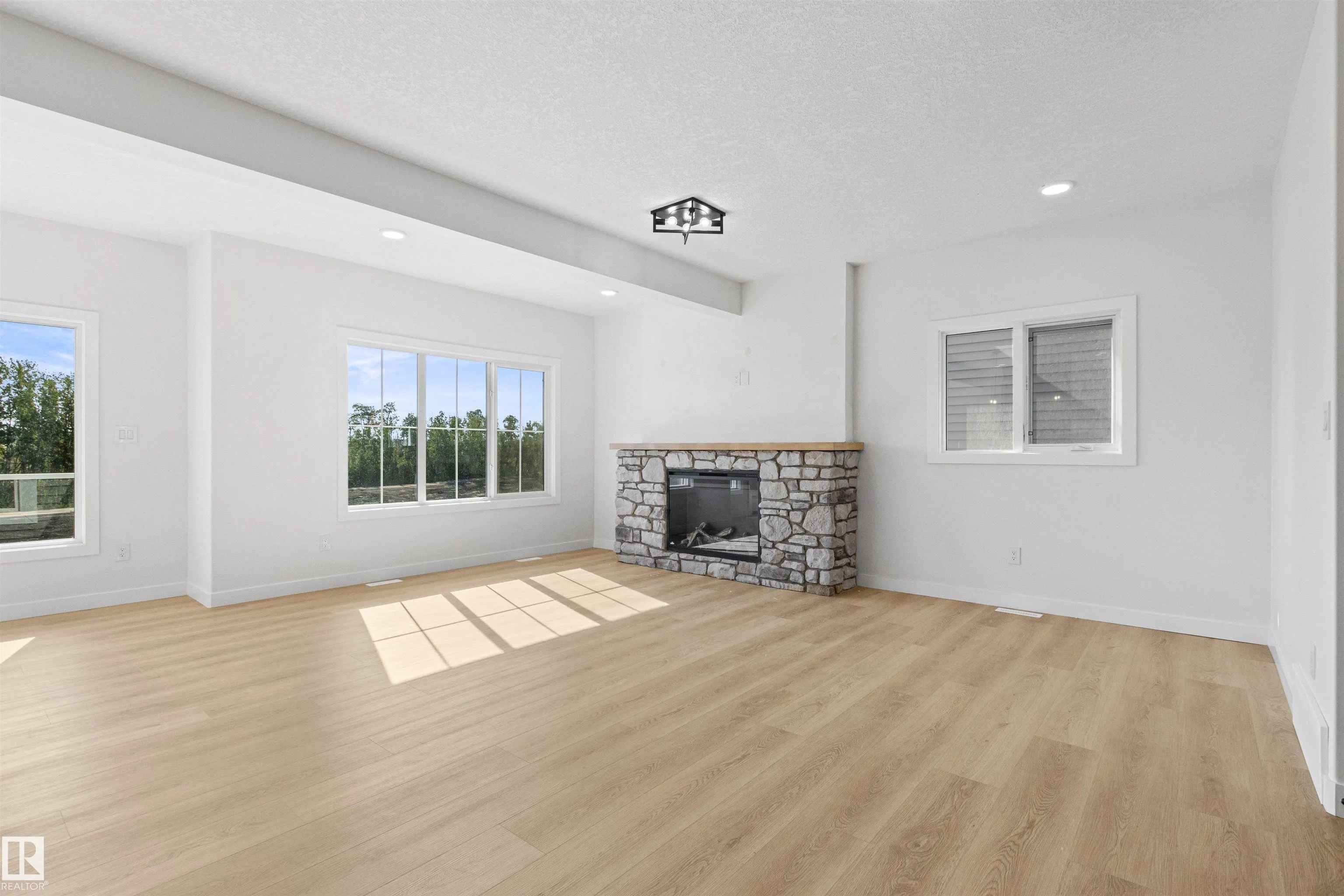 3331 Chickadee Drive