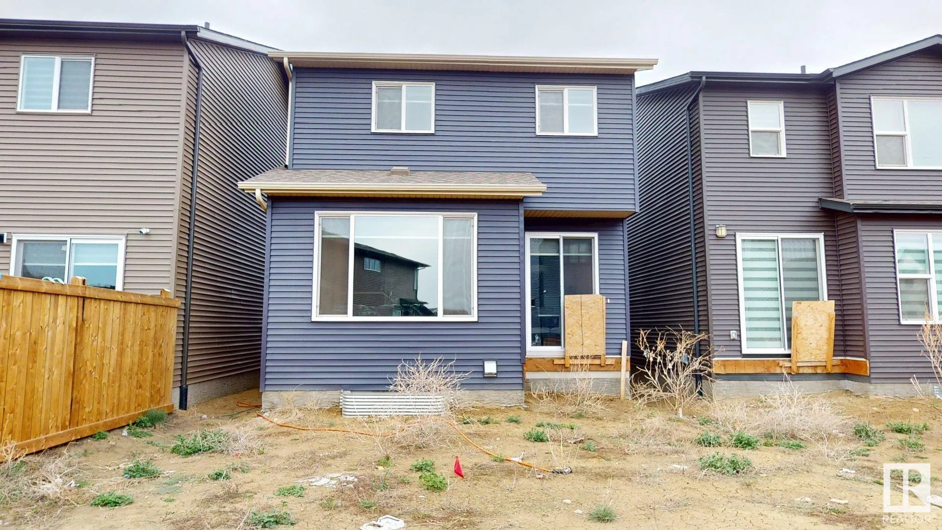 1143 PLUM Lane