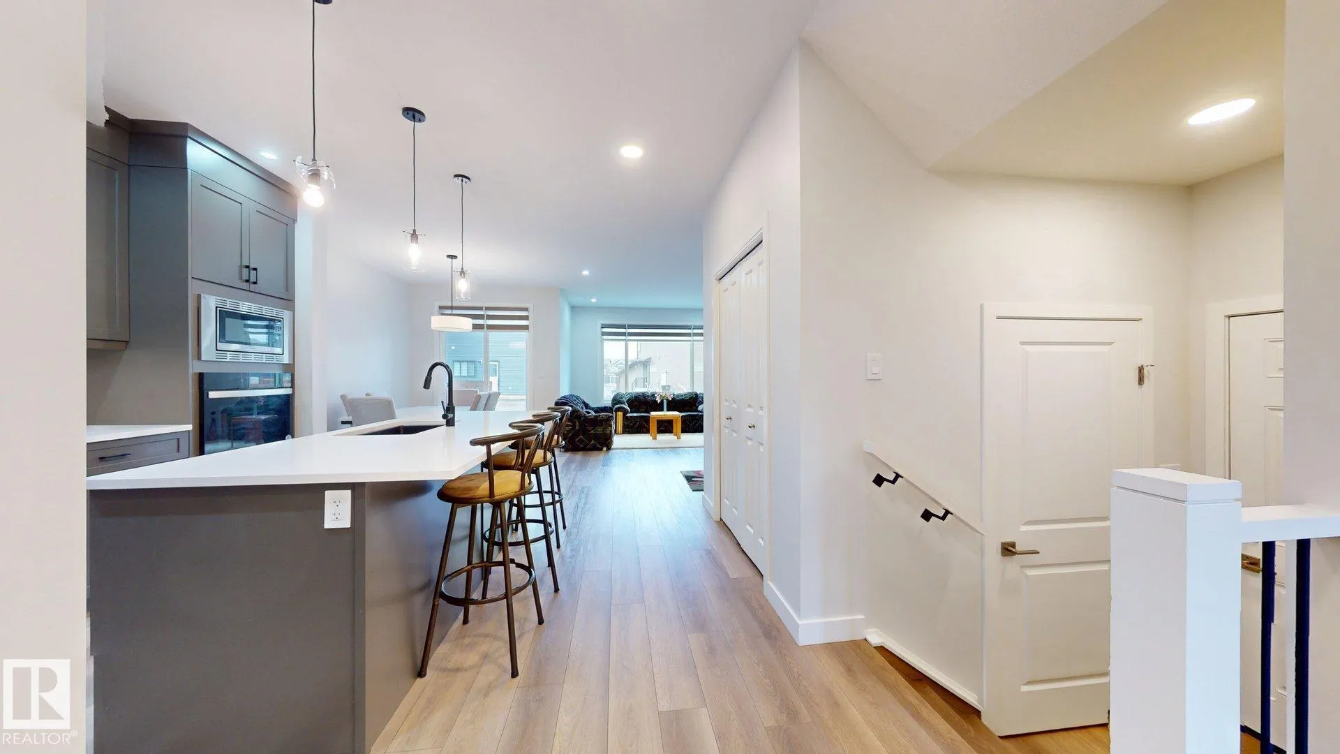 1143 PLUM Lane