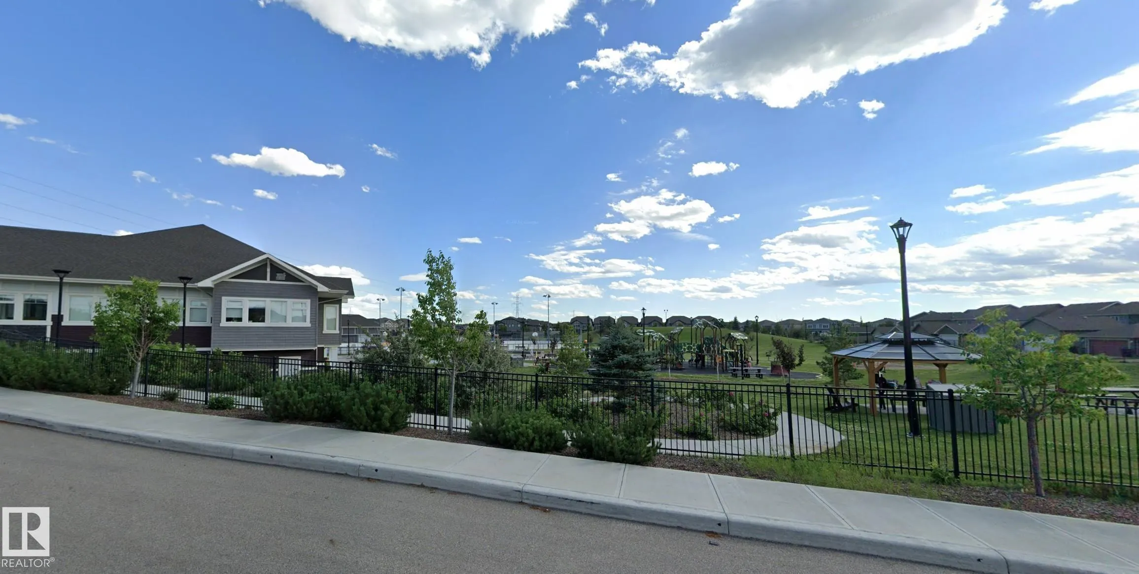 1143 PLUM Lane