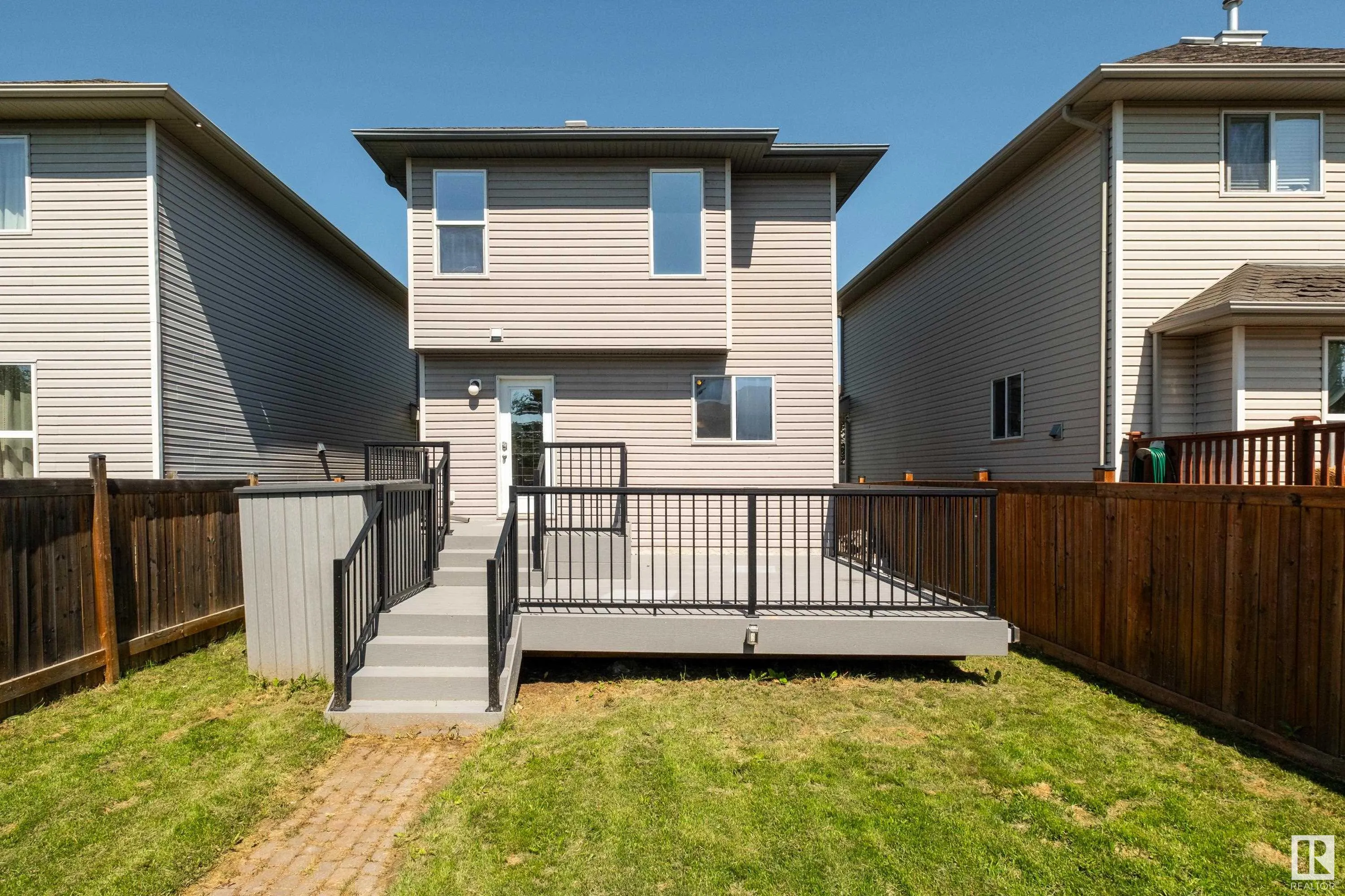 243 SOUTHWICK Way