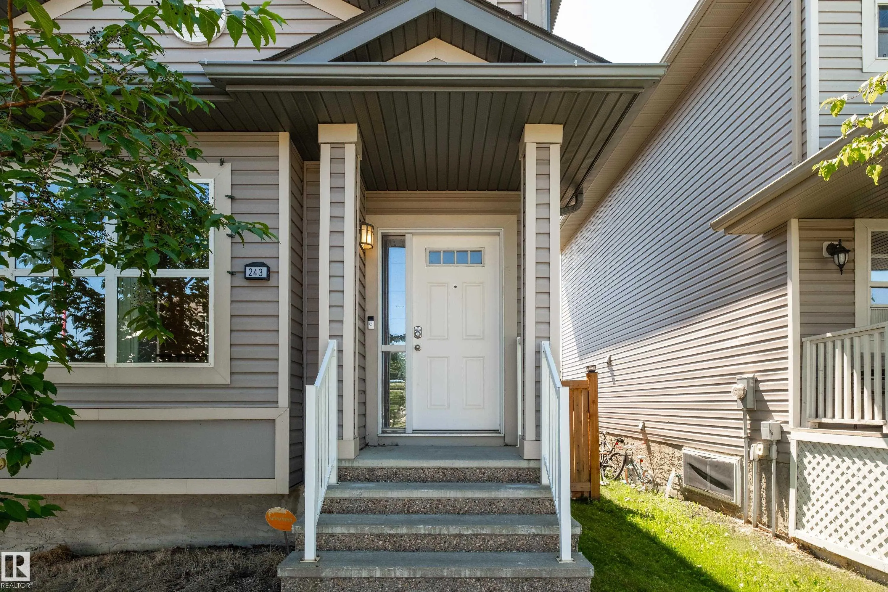 243 SOUTHWICK Way