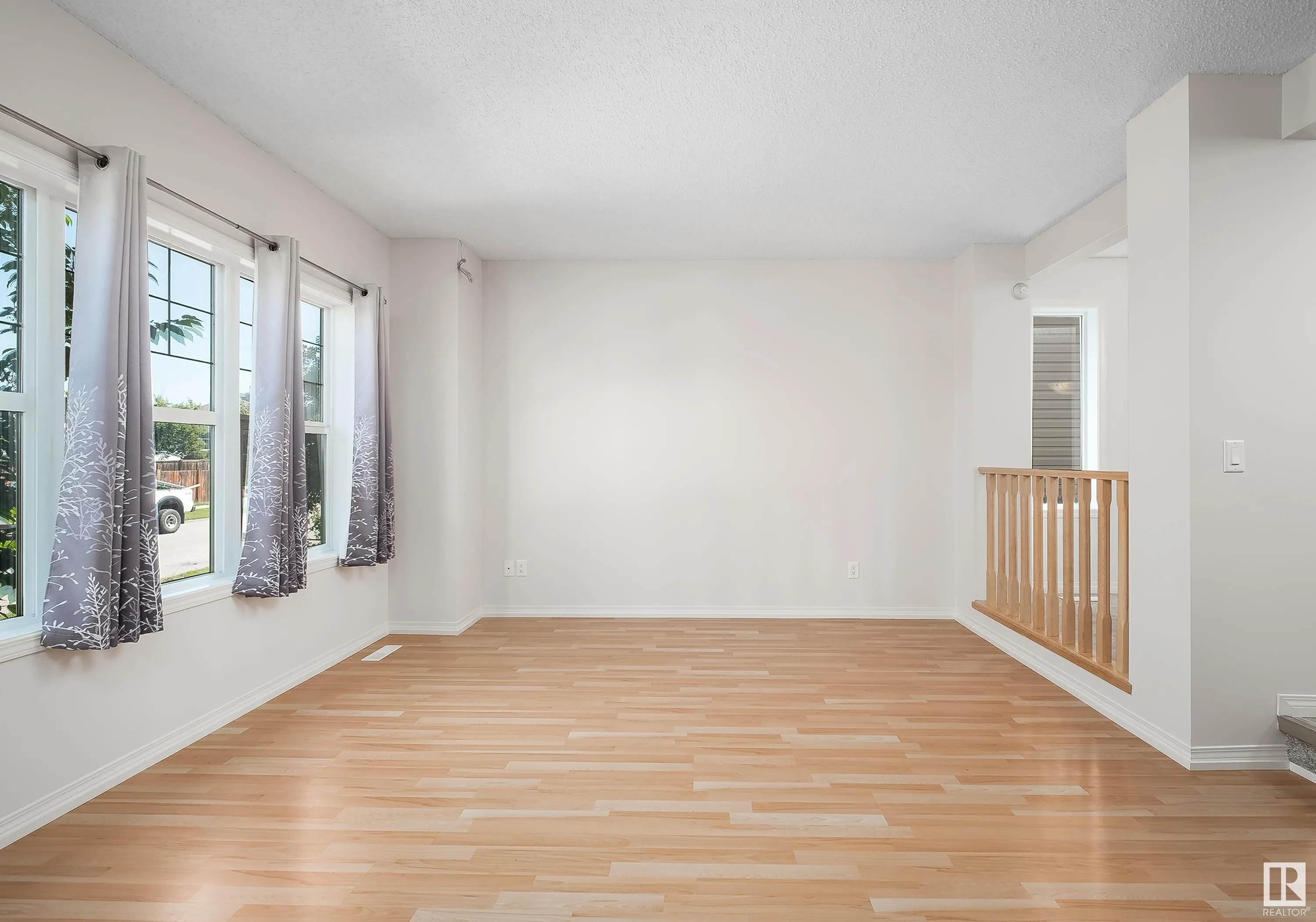 243 SOUTHWICK Way