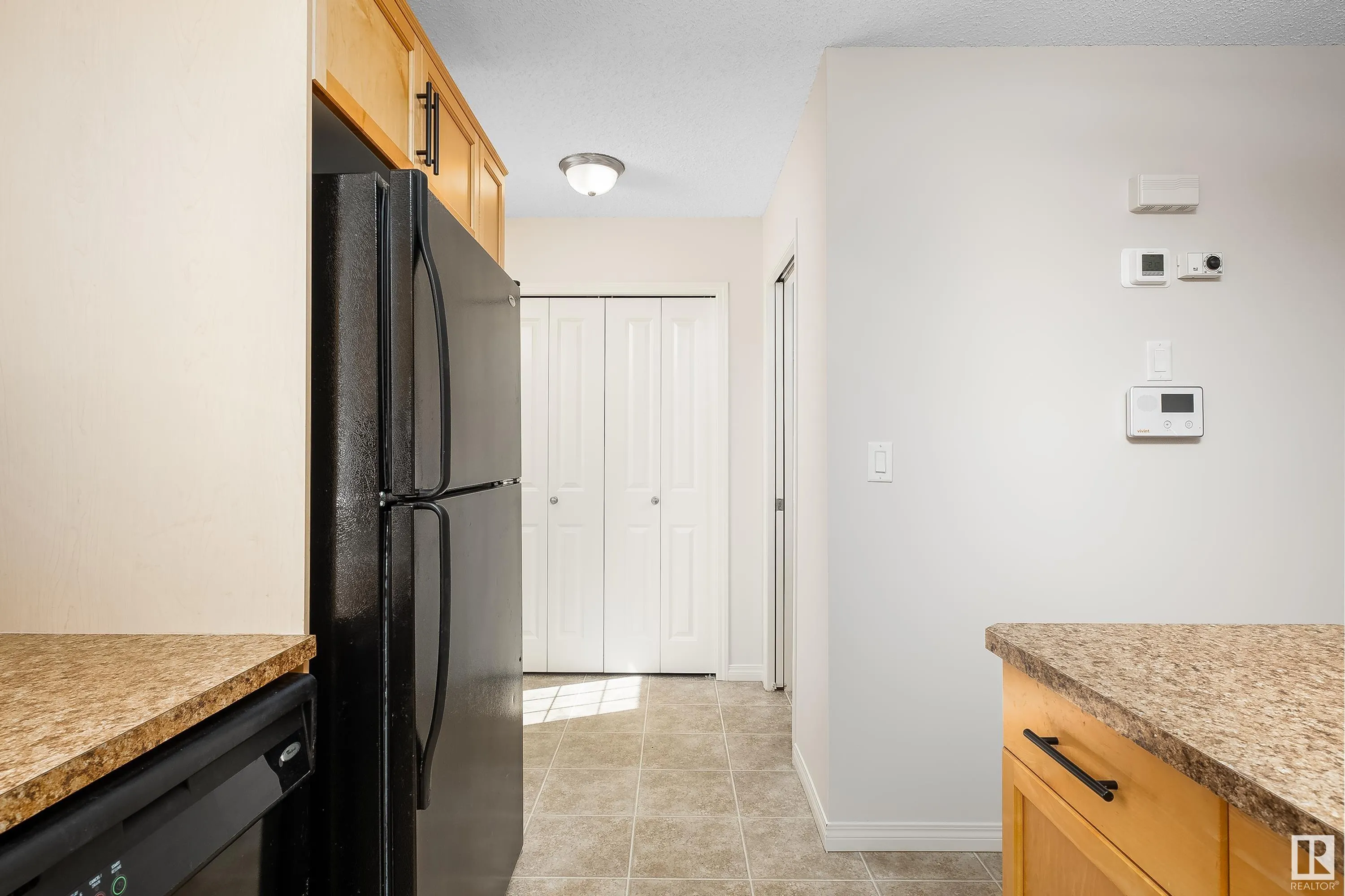 243 SOUTHWICK Way