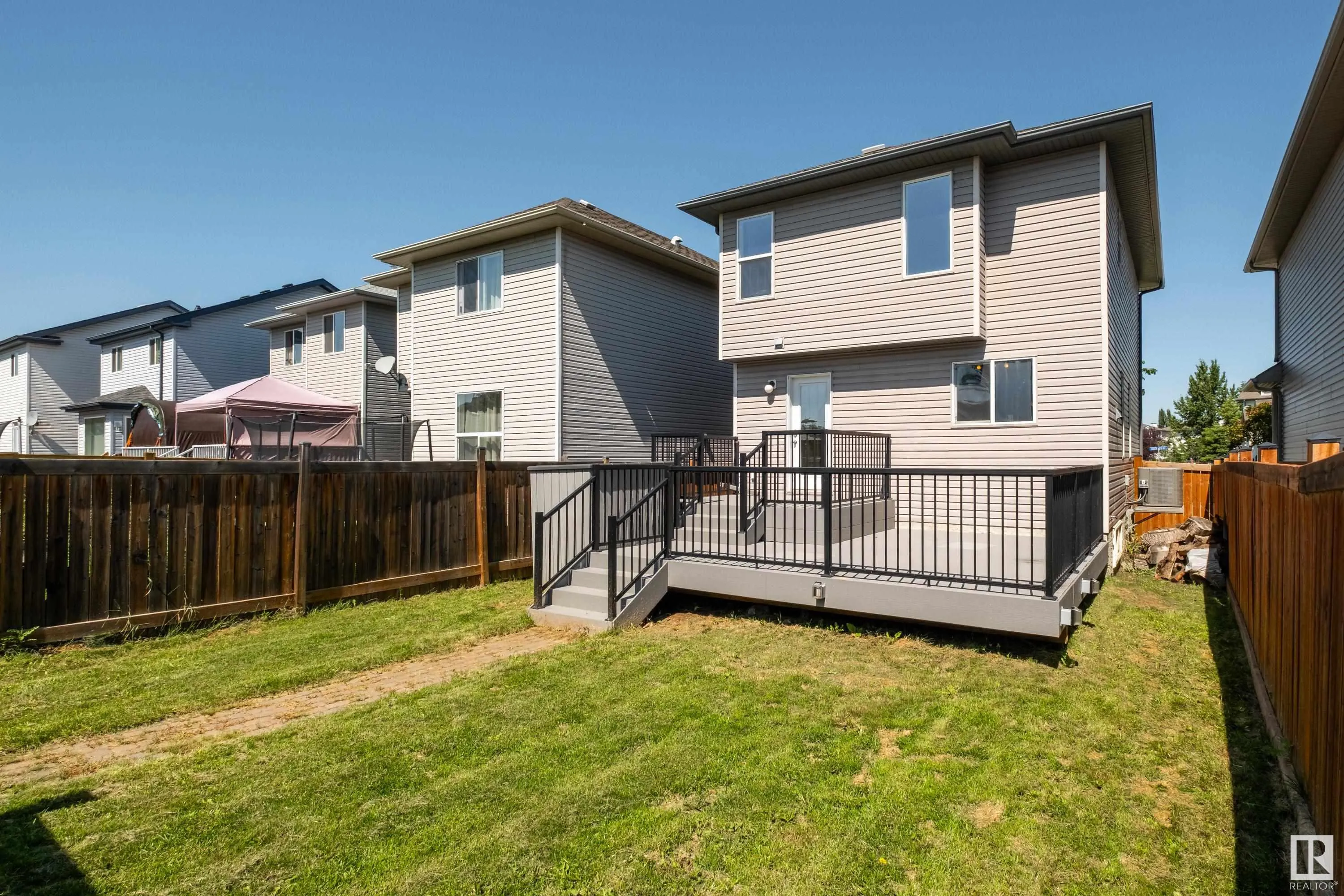 243 SOUTHWICK Way